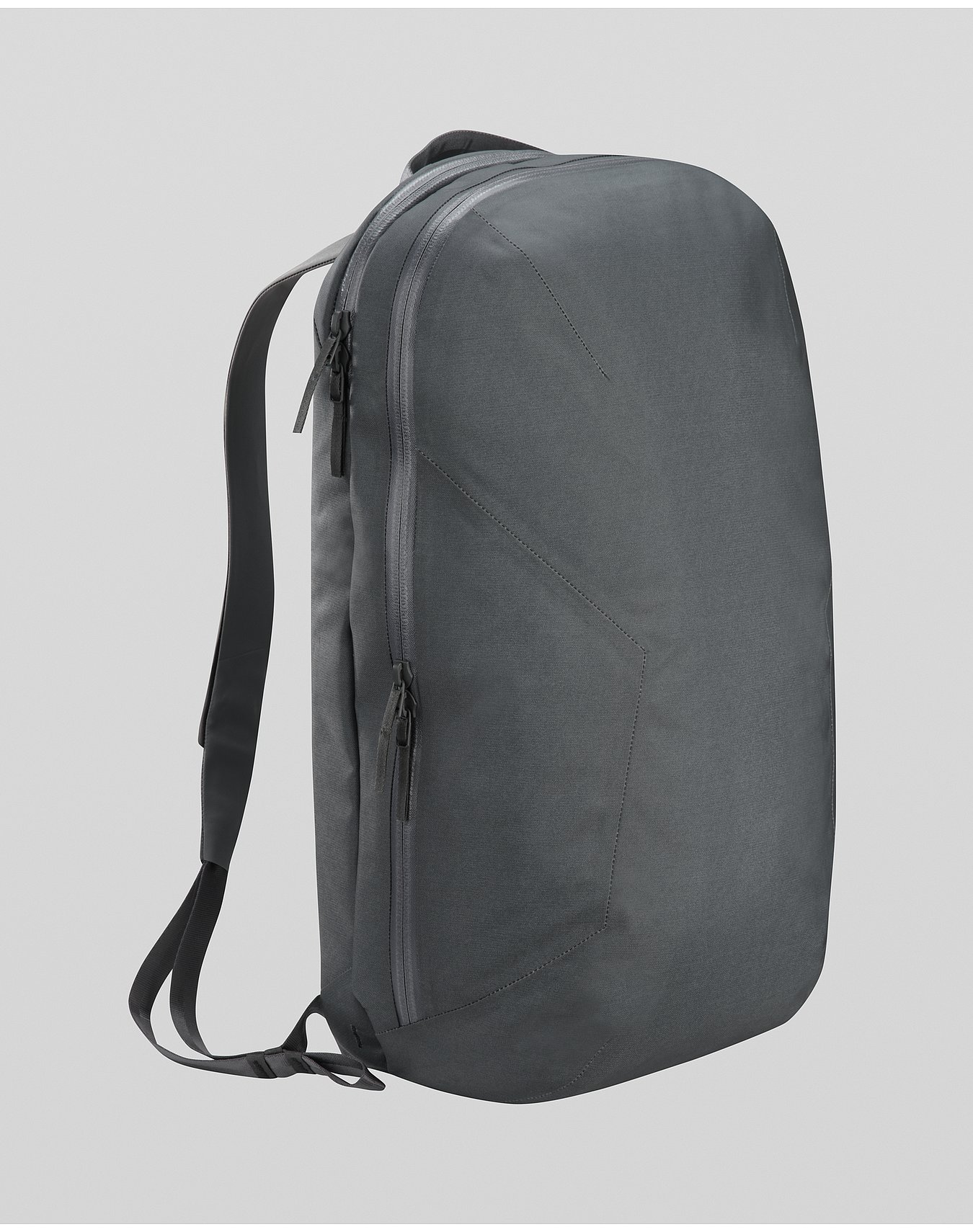 希少！美品ARC'TERYX VEILANCE Nomin Packノミンパック 安いそれに ...