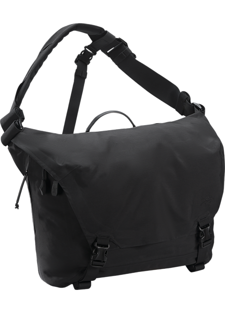 Courier Bag 15 Black