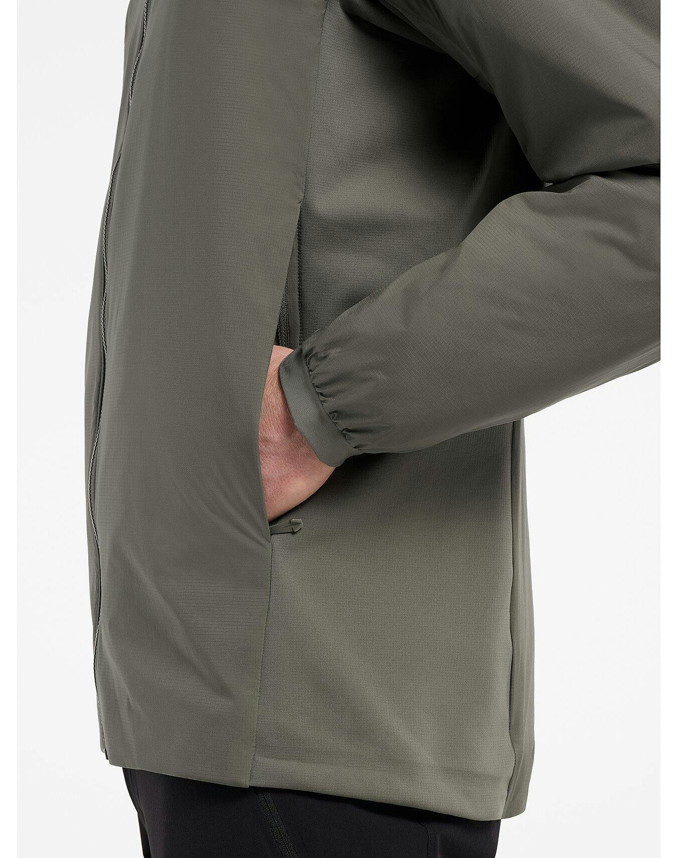 Atom LT Jacket Forage Pocket Detail