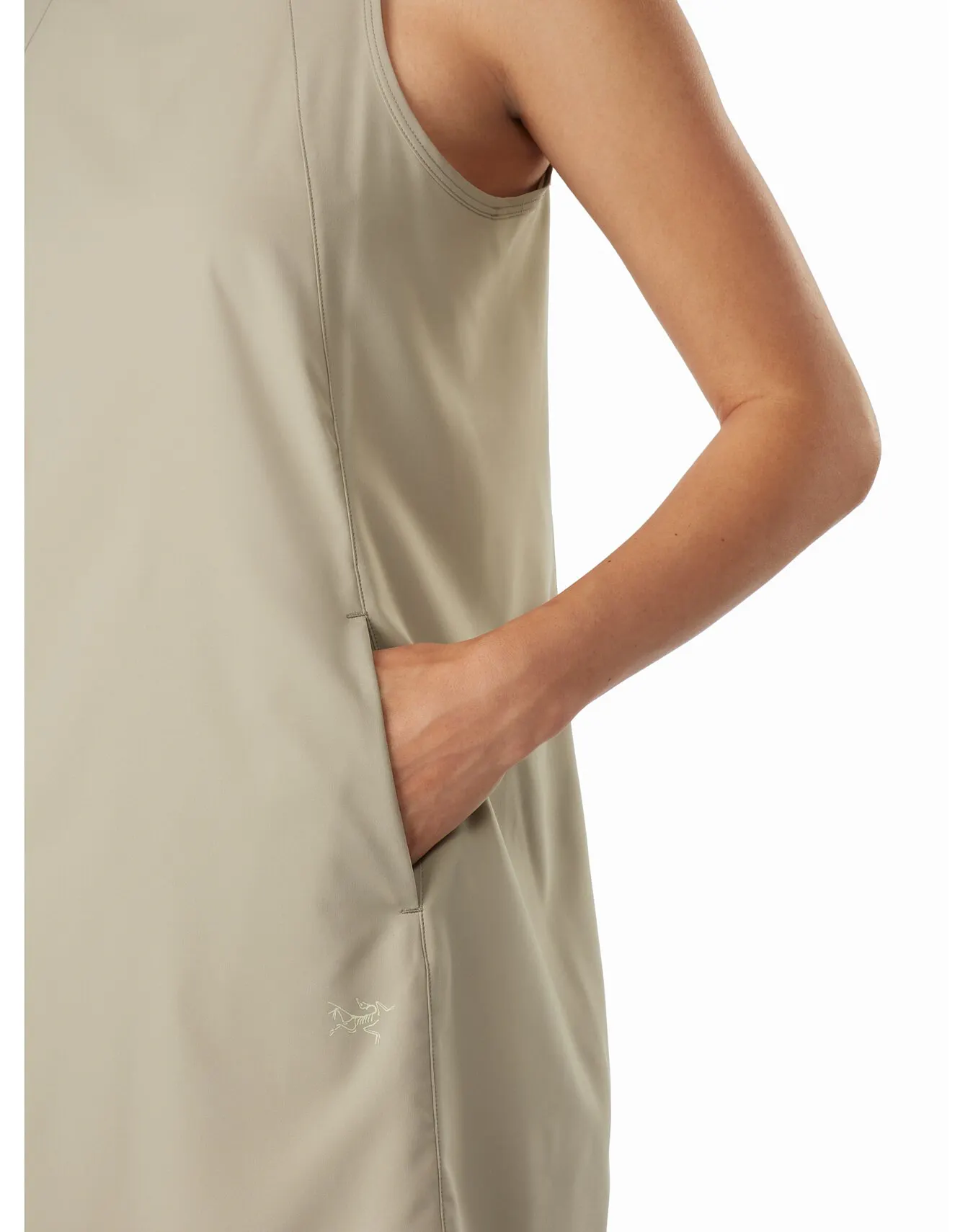 contenta shift dress