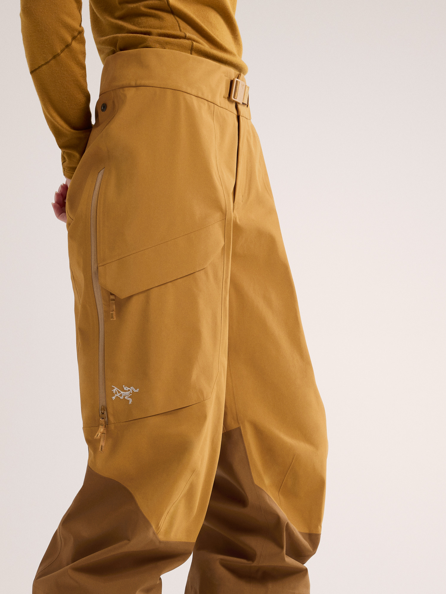 Sentinel Relaxed Pant Women's Yukon/Relic Waist Detail