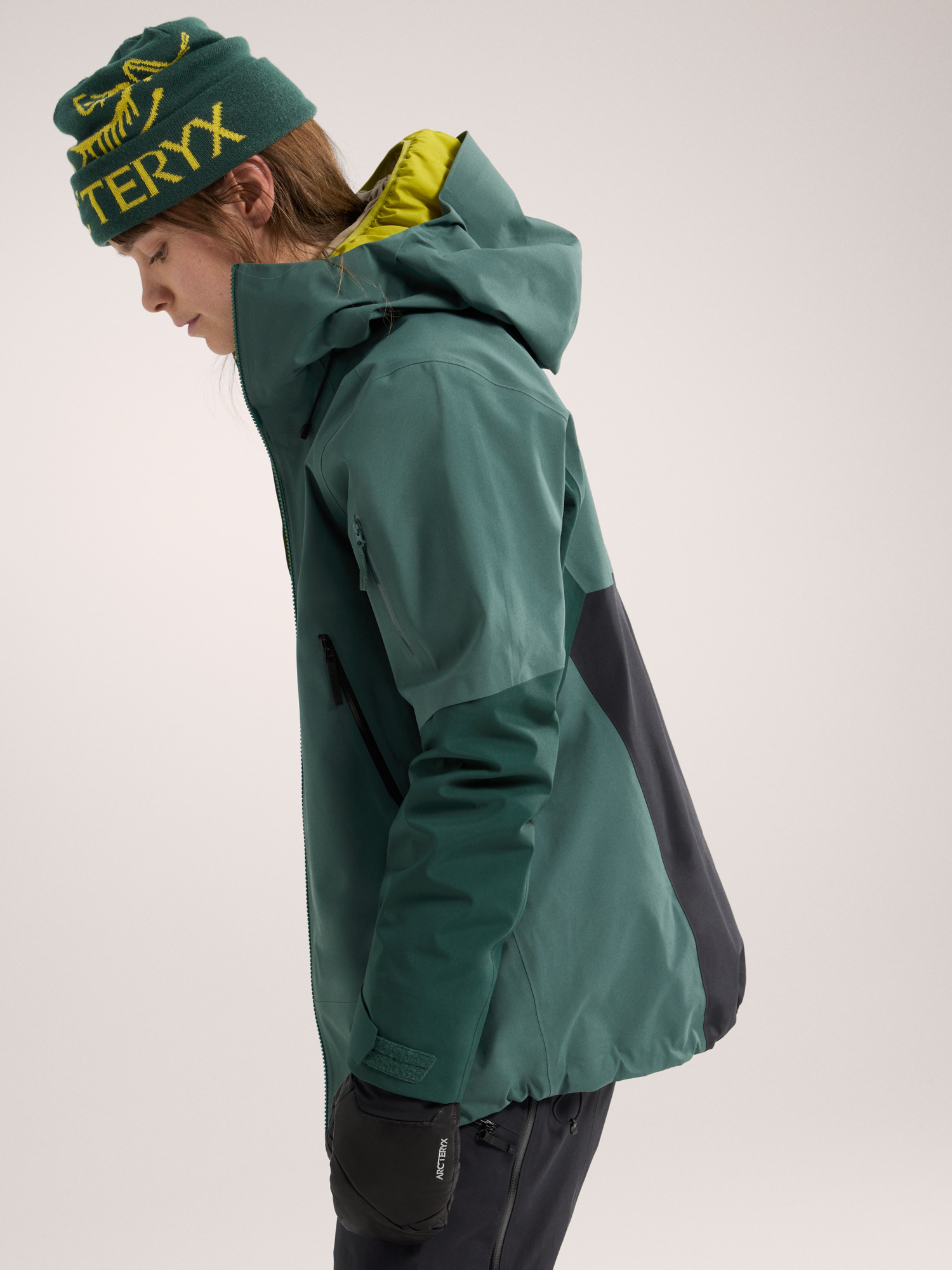 Sentinel Jacket Women's Boxcar/Pytheas Side View