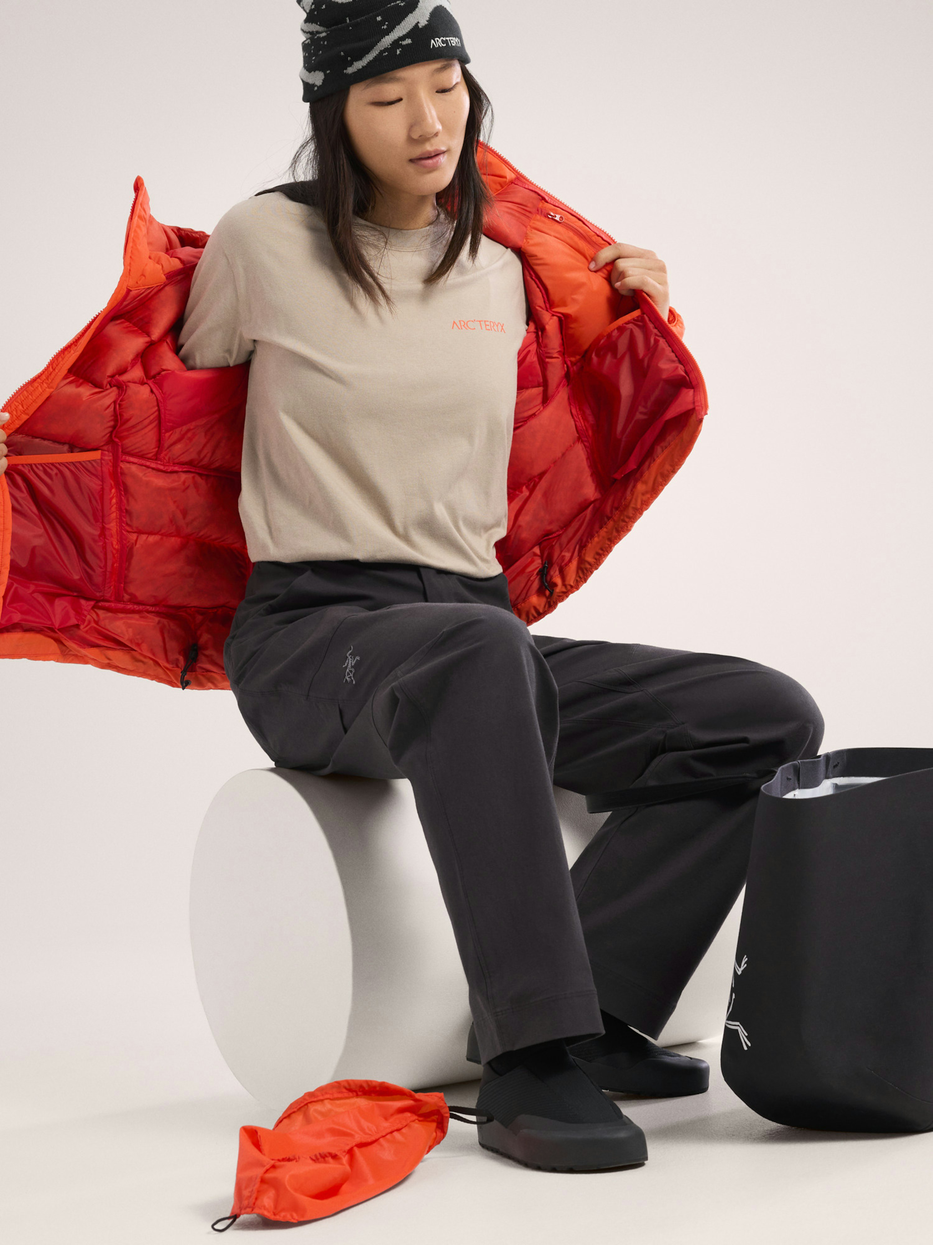 Thorium Jacket Women's Solaris Hover