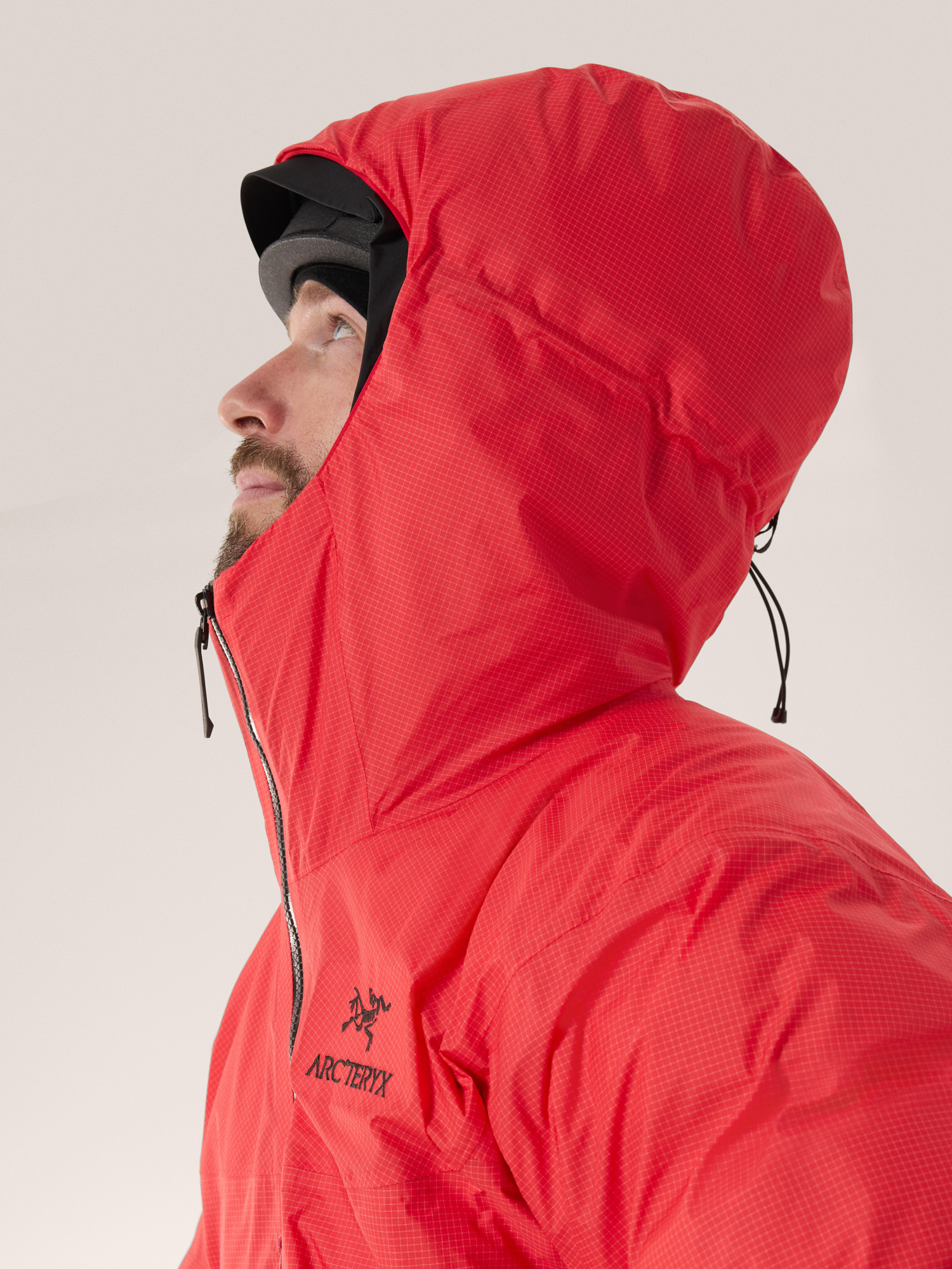 Alpha Lightweight Parka Men s Lt Tanager Detail 1