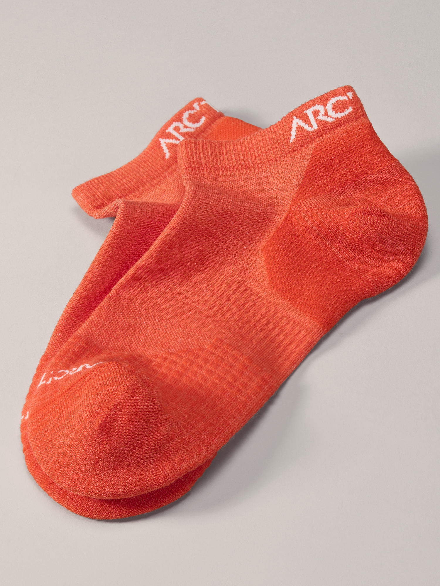 Merino Wool Low Cut Sock Dark Solaris Fabric Detail