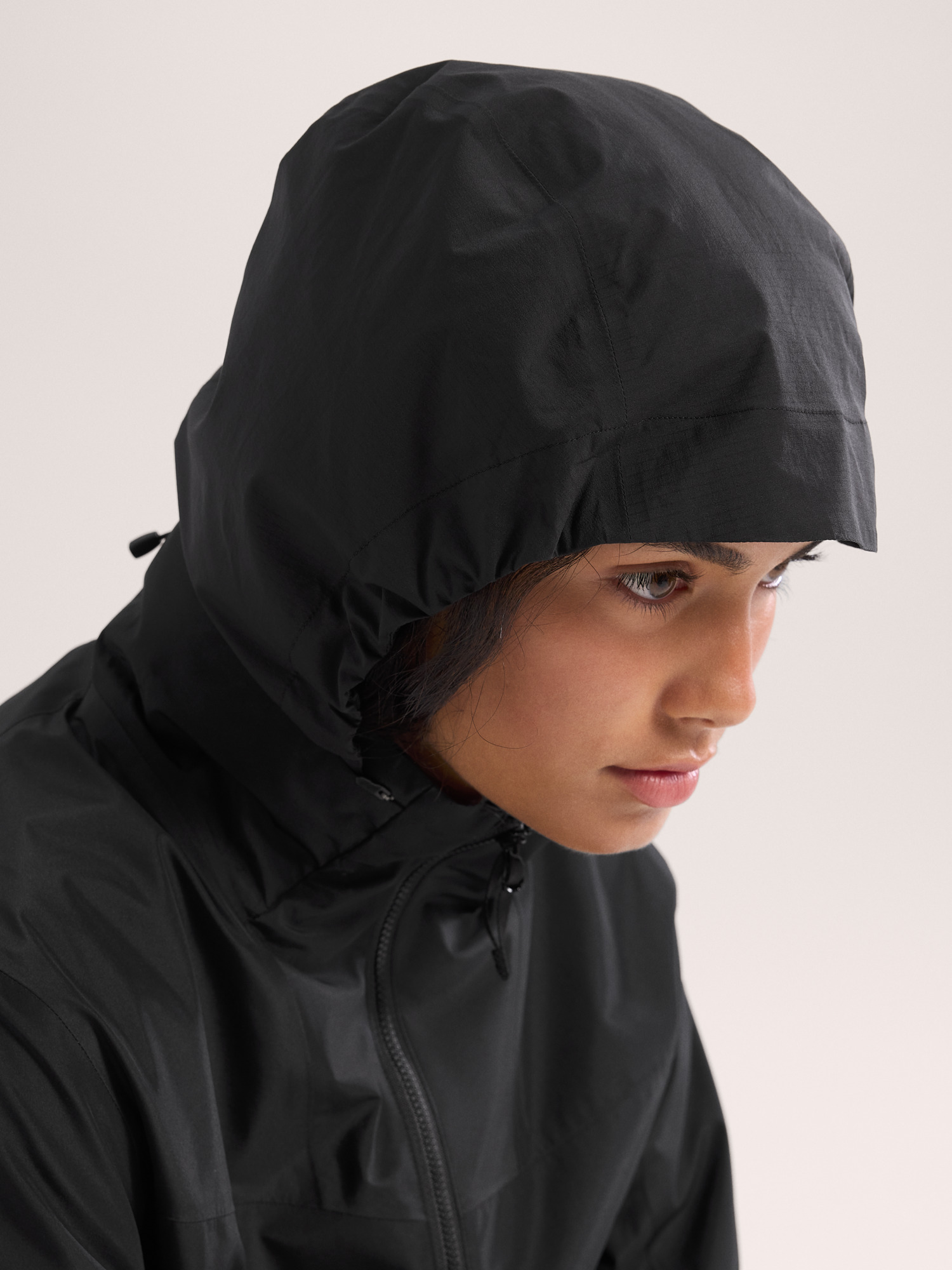 Solano Jacket Women's Black/Graphite Hood