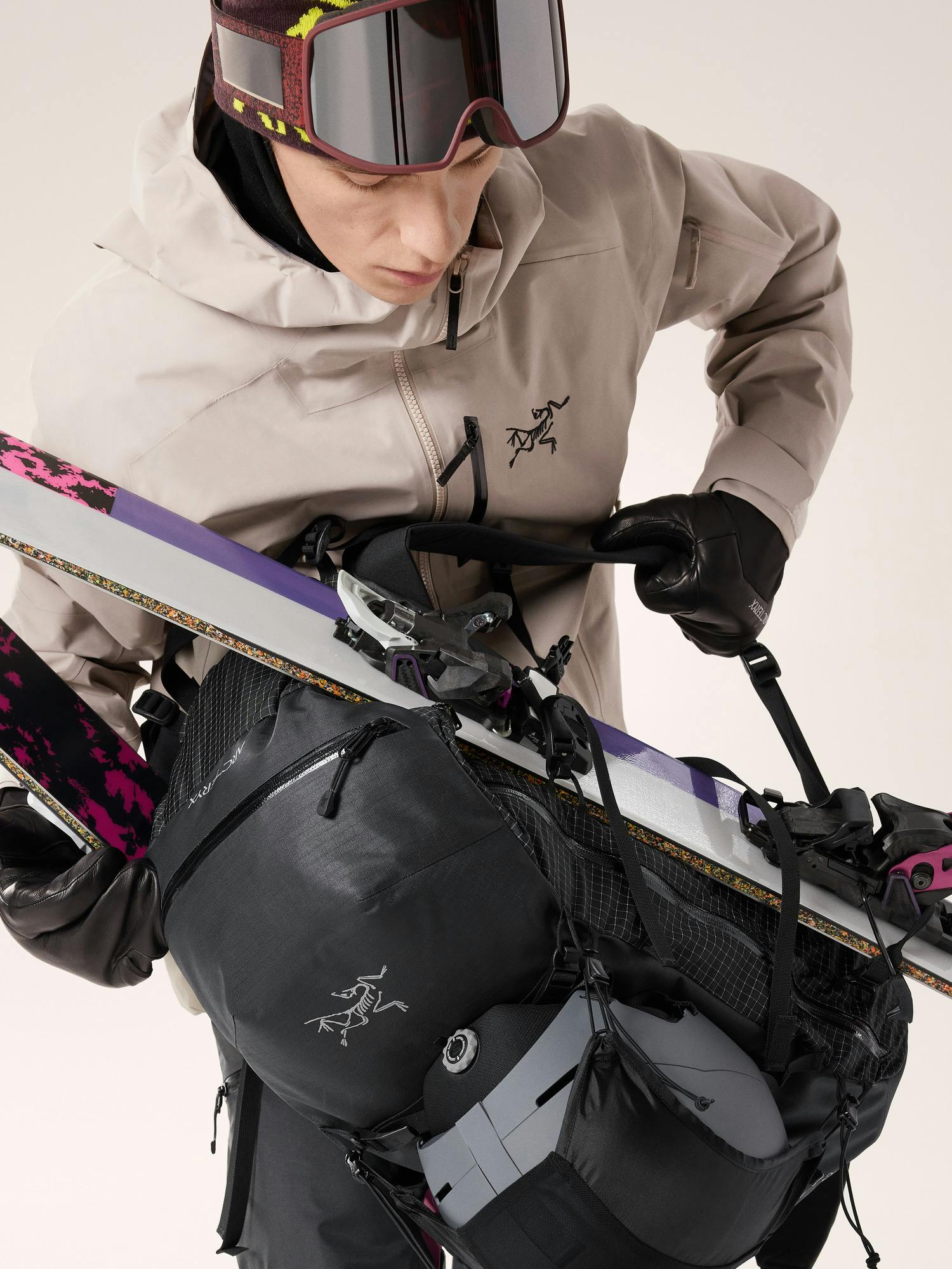 Micon 42 Backpack Black Hover