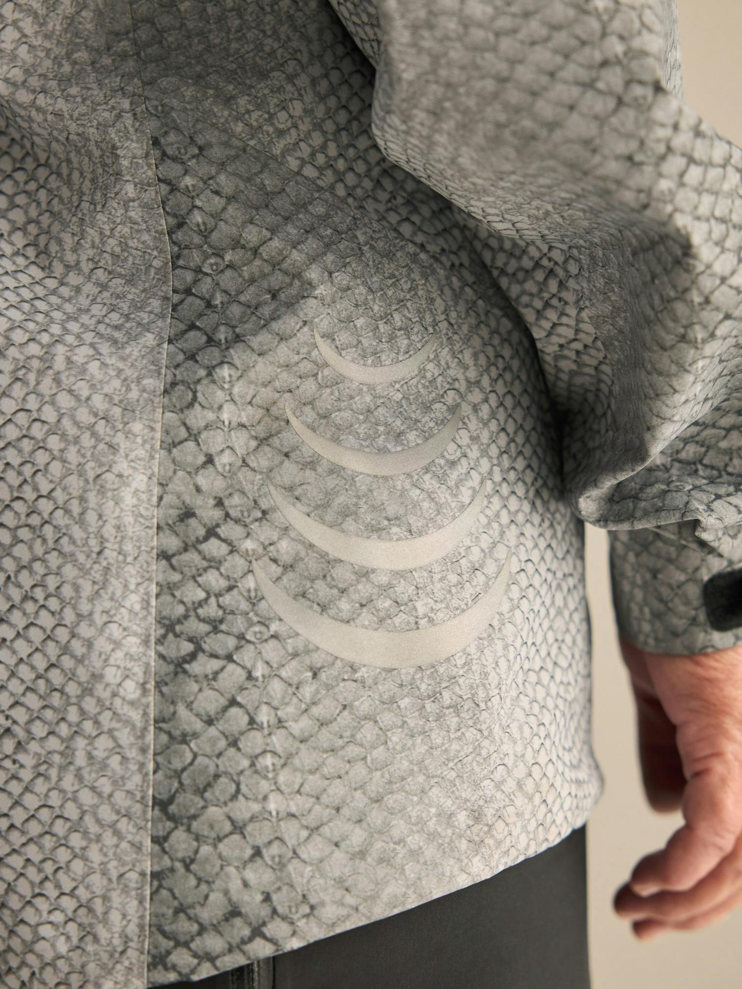 Walk Gently Beta SL Jacket Salmon Skin Detail 3