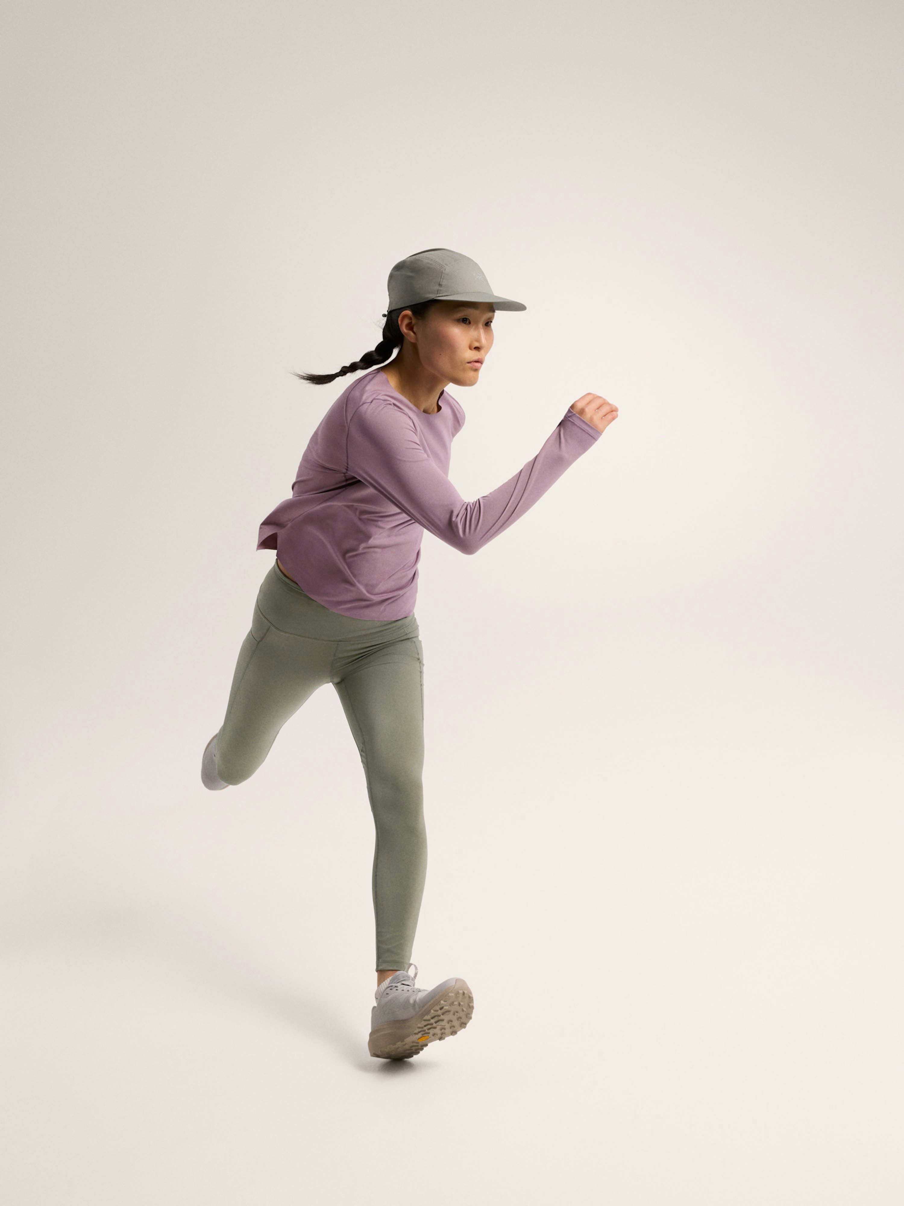 Essent High-Rise Utility Legging 26" Women's Forage Full Body