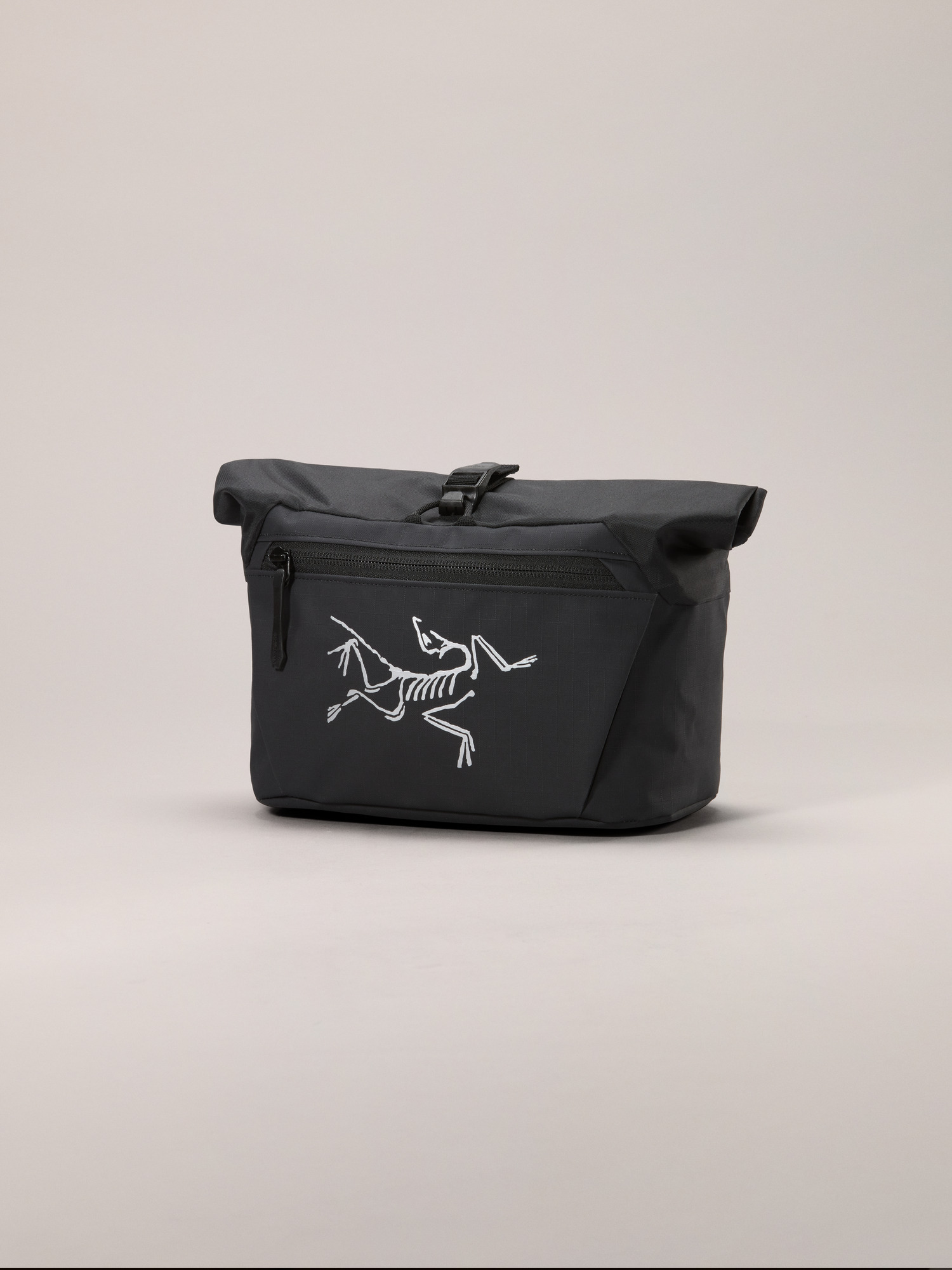 Ion Chalk Bucket Arc'teryx