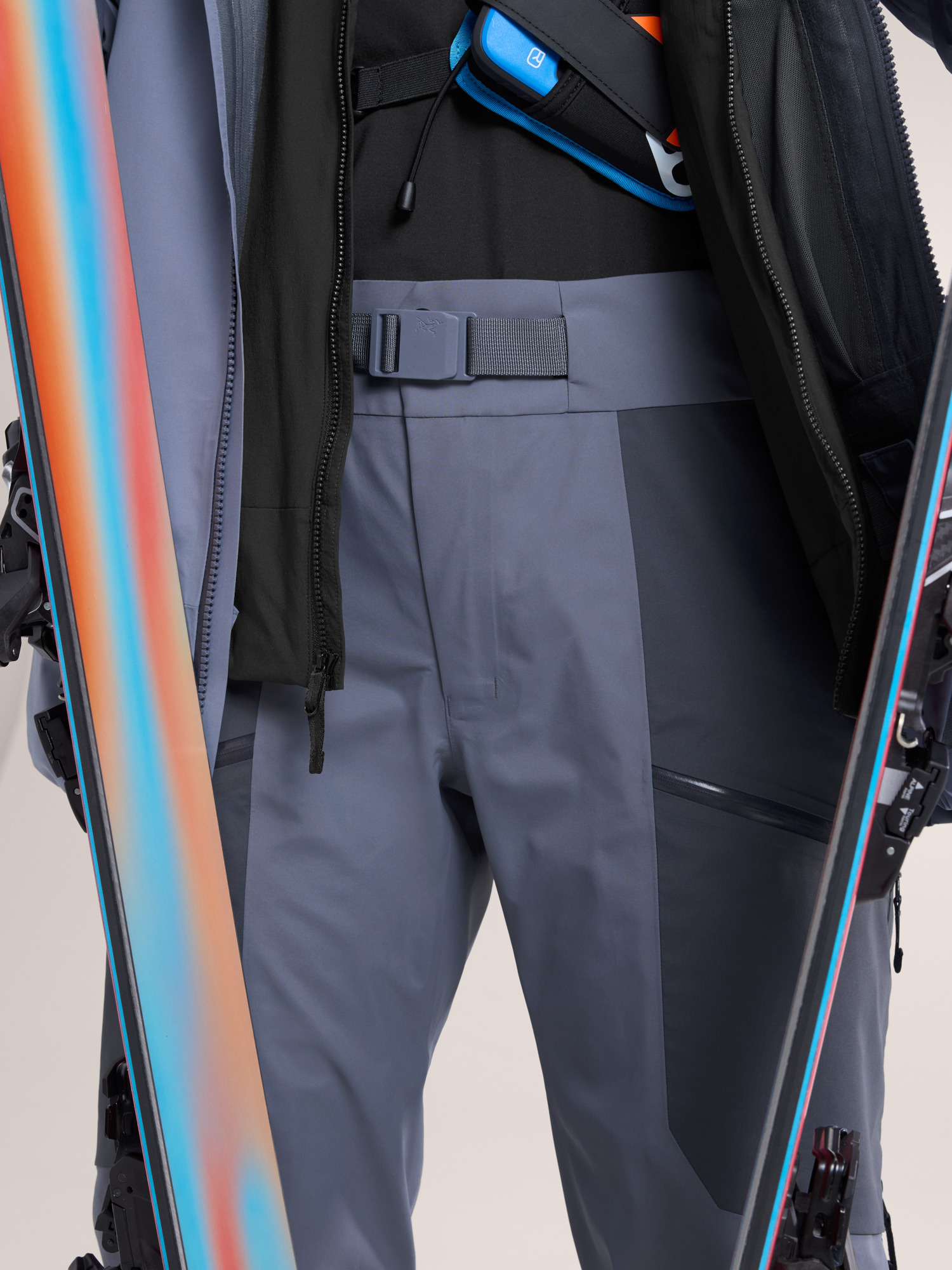 Sentinel Pant Women's Stratus / Dk Stratus Waist Detail