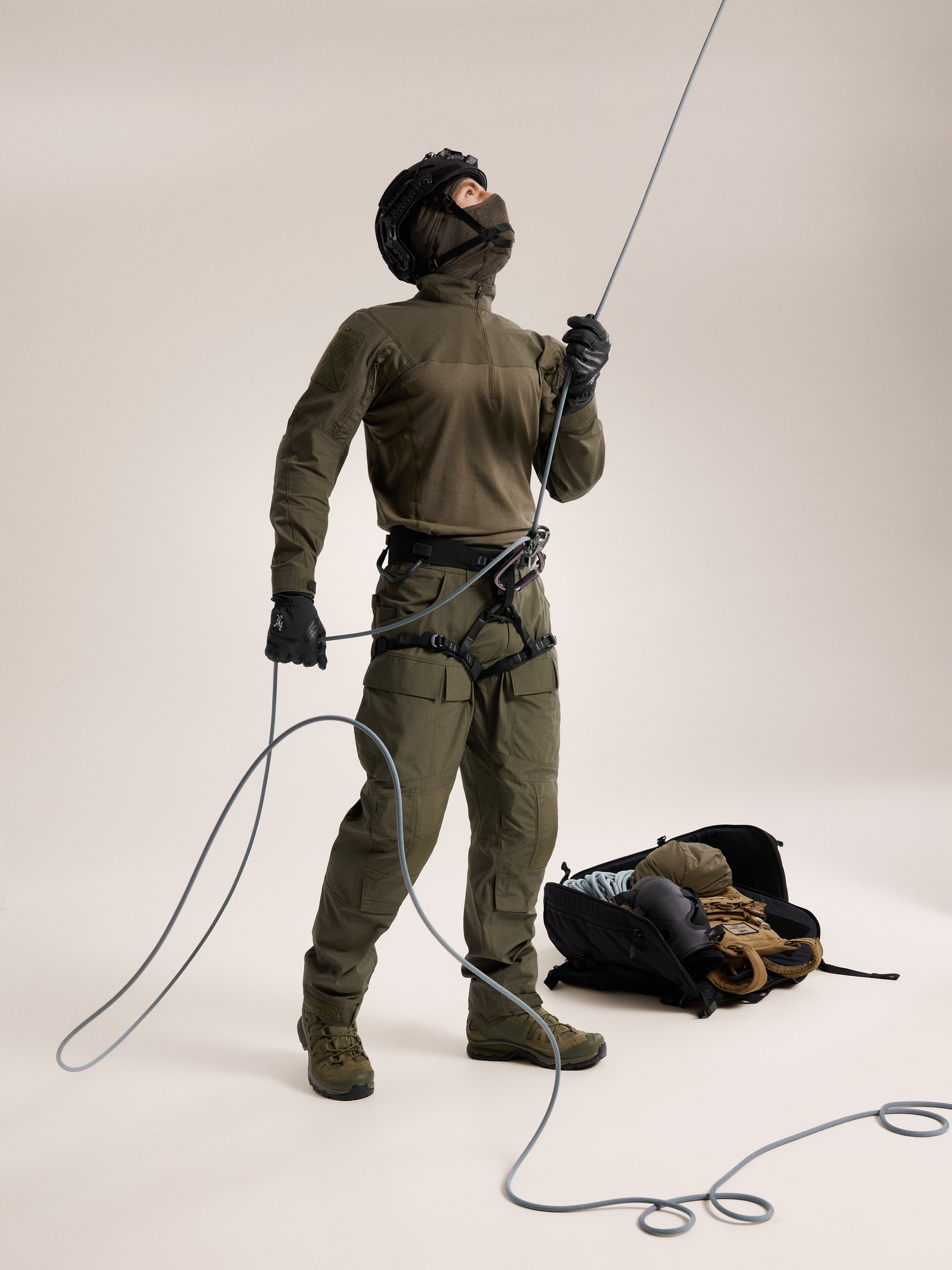 AR-395a Harness Black/LEAF Full Body