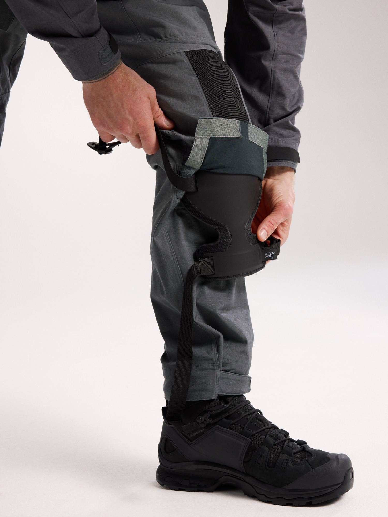 Assault Pant AR Gen 2 Wolf Detail 3