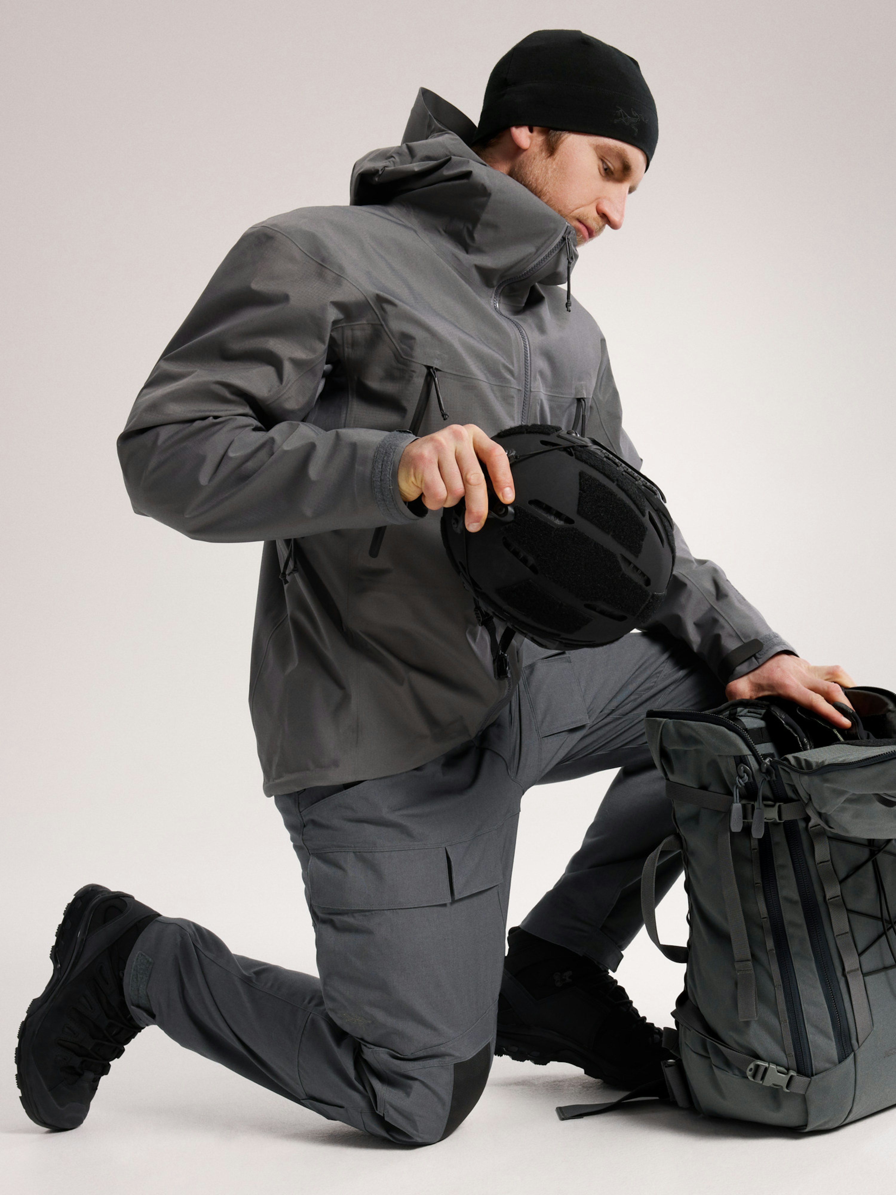 Assault Pant AR Gen 2 Wolf Full Body