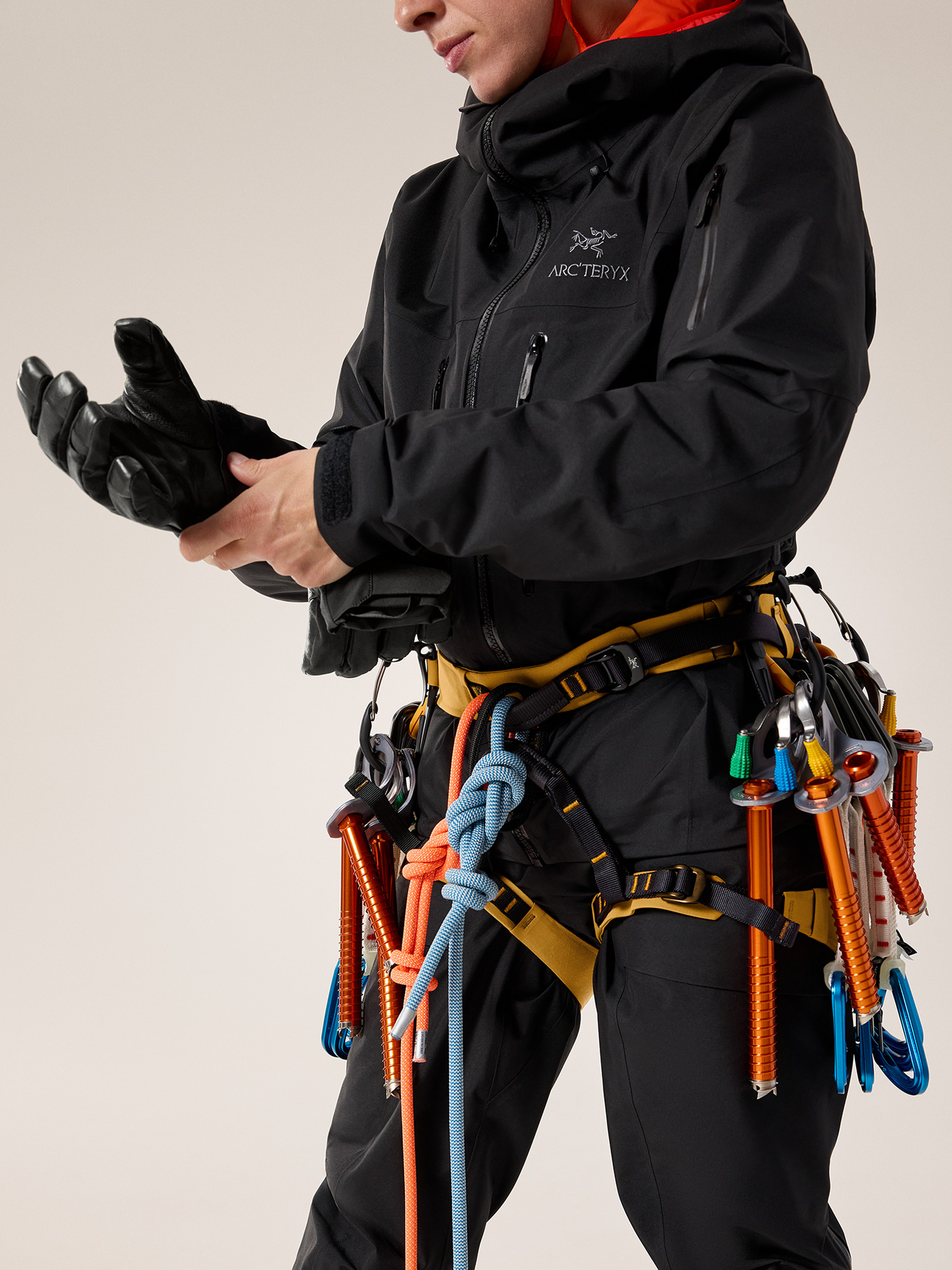 AR 385a Harness Women's Yukon/Amaranthus/Edziza Detail