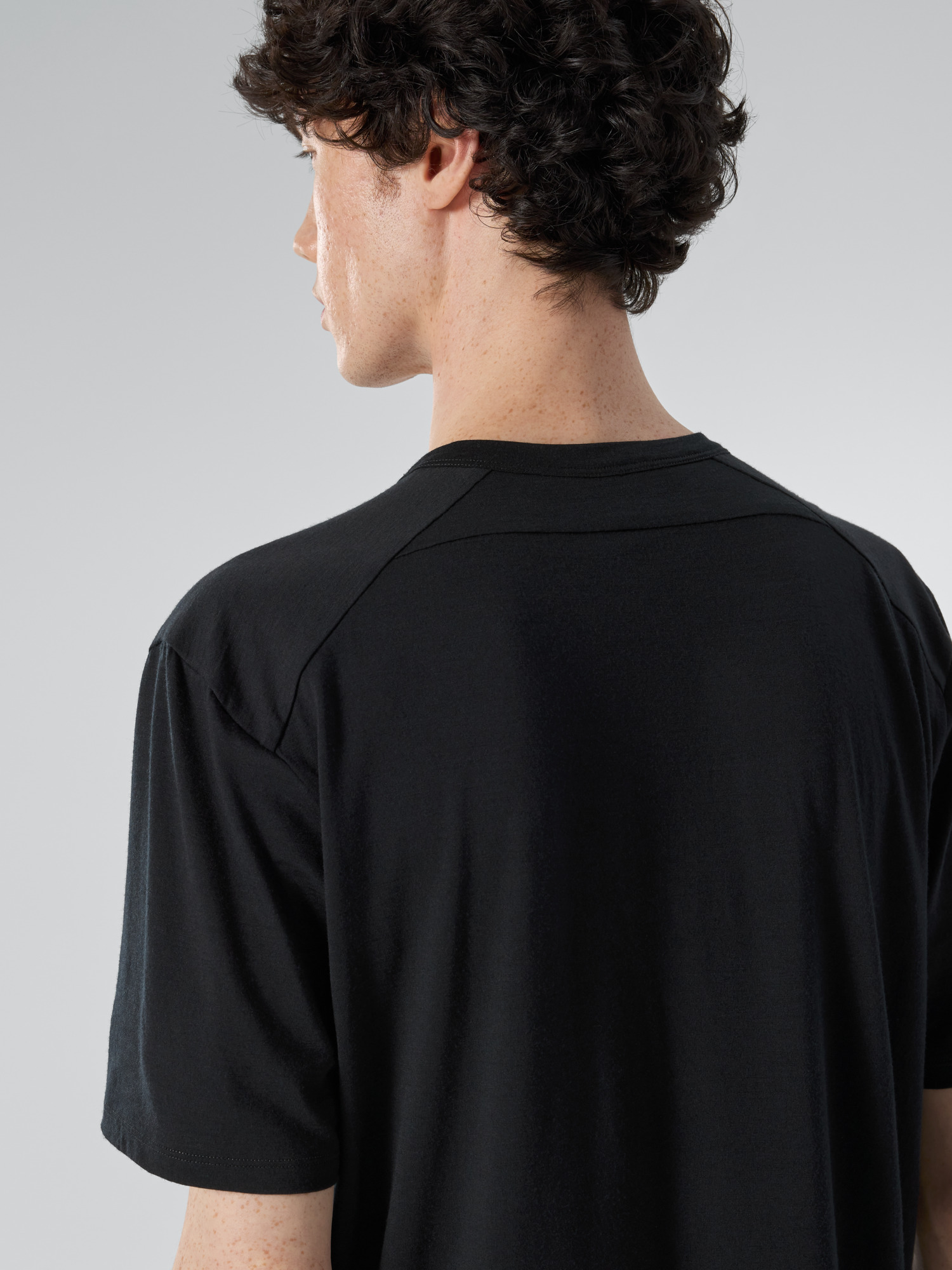 Frame Shirt SS Black Detail 2