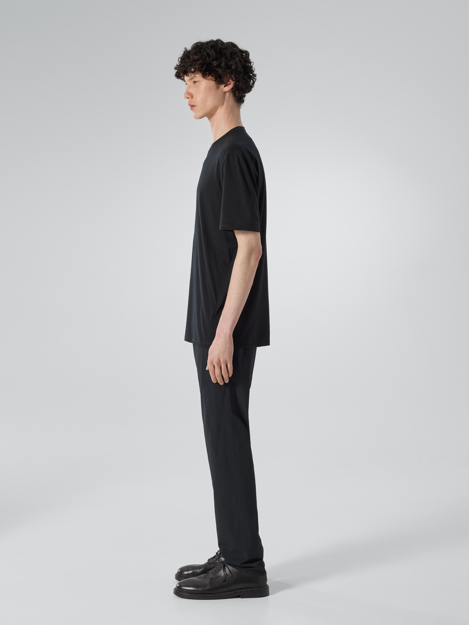 Frame Shirt SS Black Side View