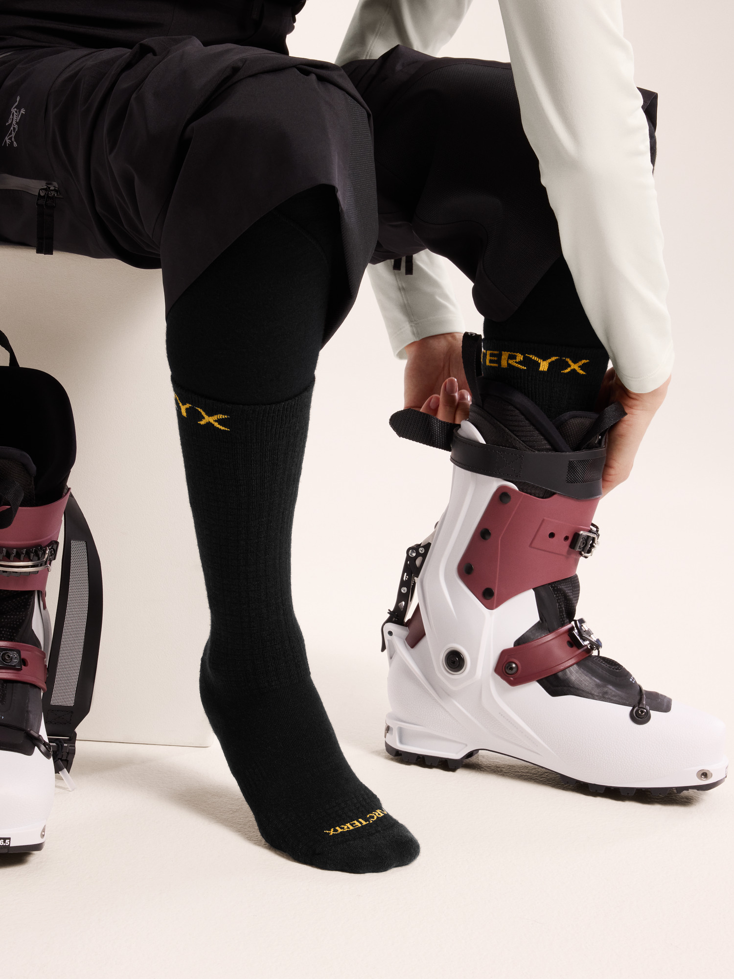 Merino Wool Ski Sock Black Full Body View