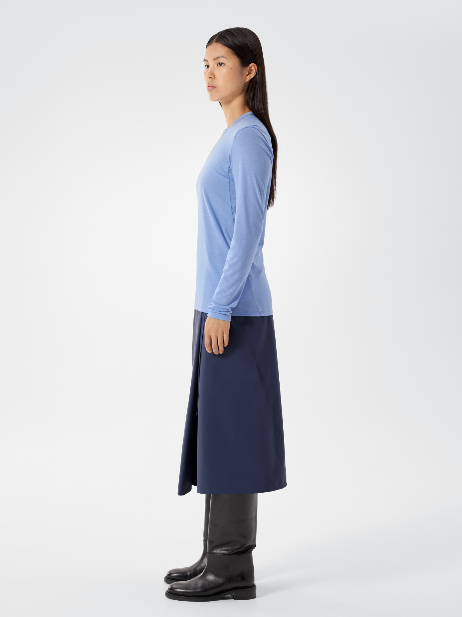 Frame Crew Neck Shirt LS Women's Waterfront Side View