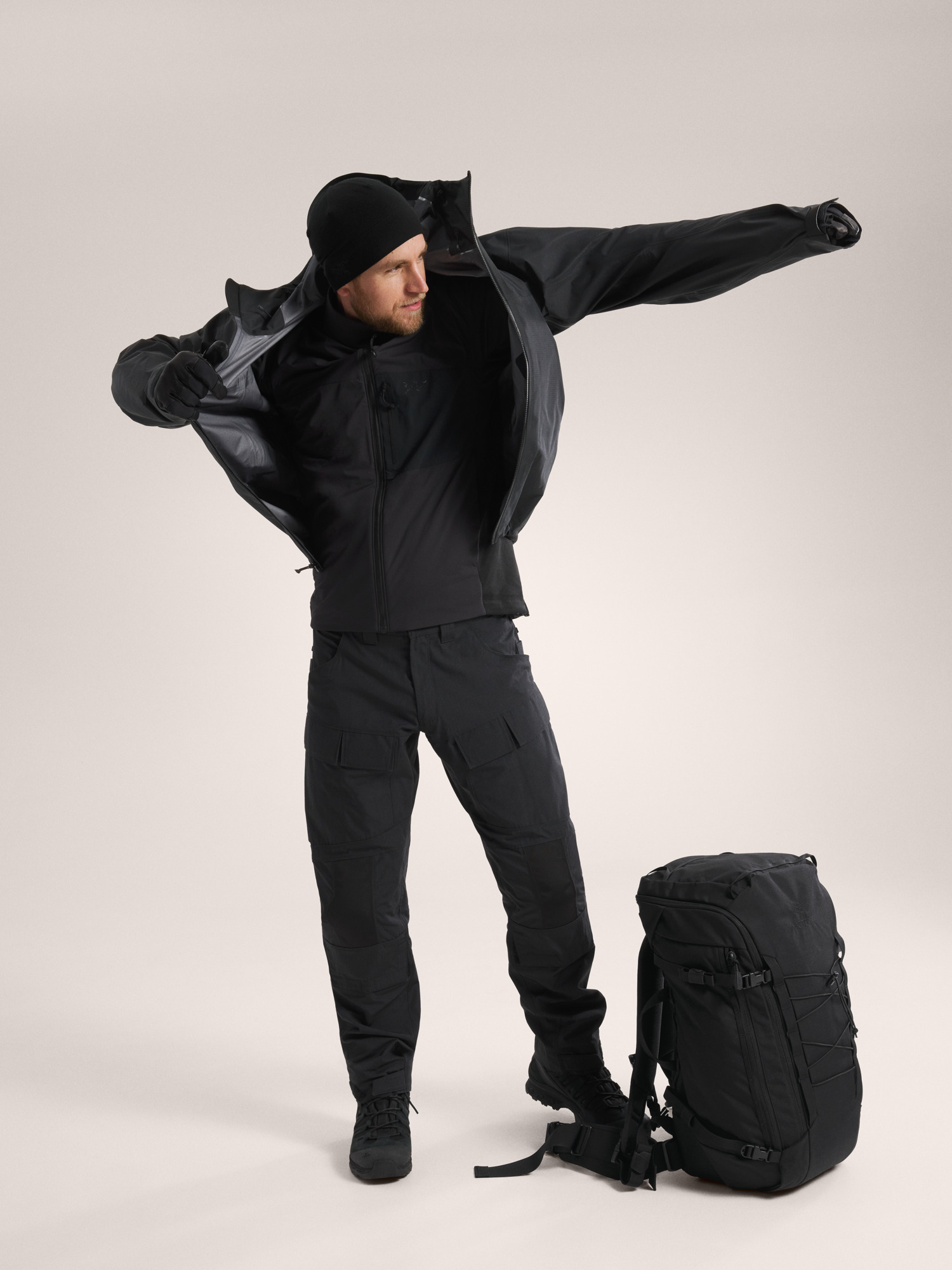 Atom Jacket LT Gen 2.1 Black Full Body