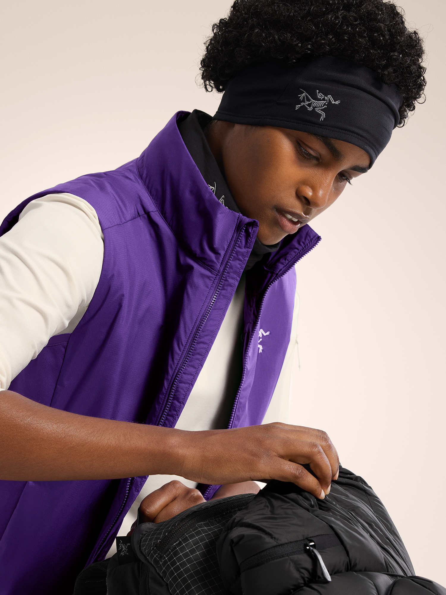 Rho Headband Black Hover