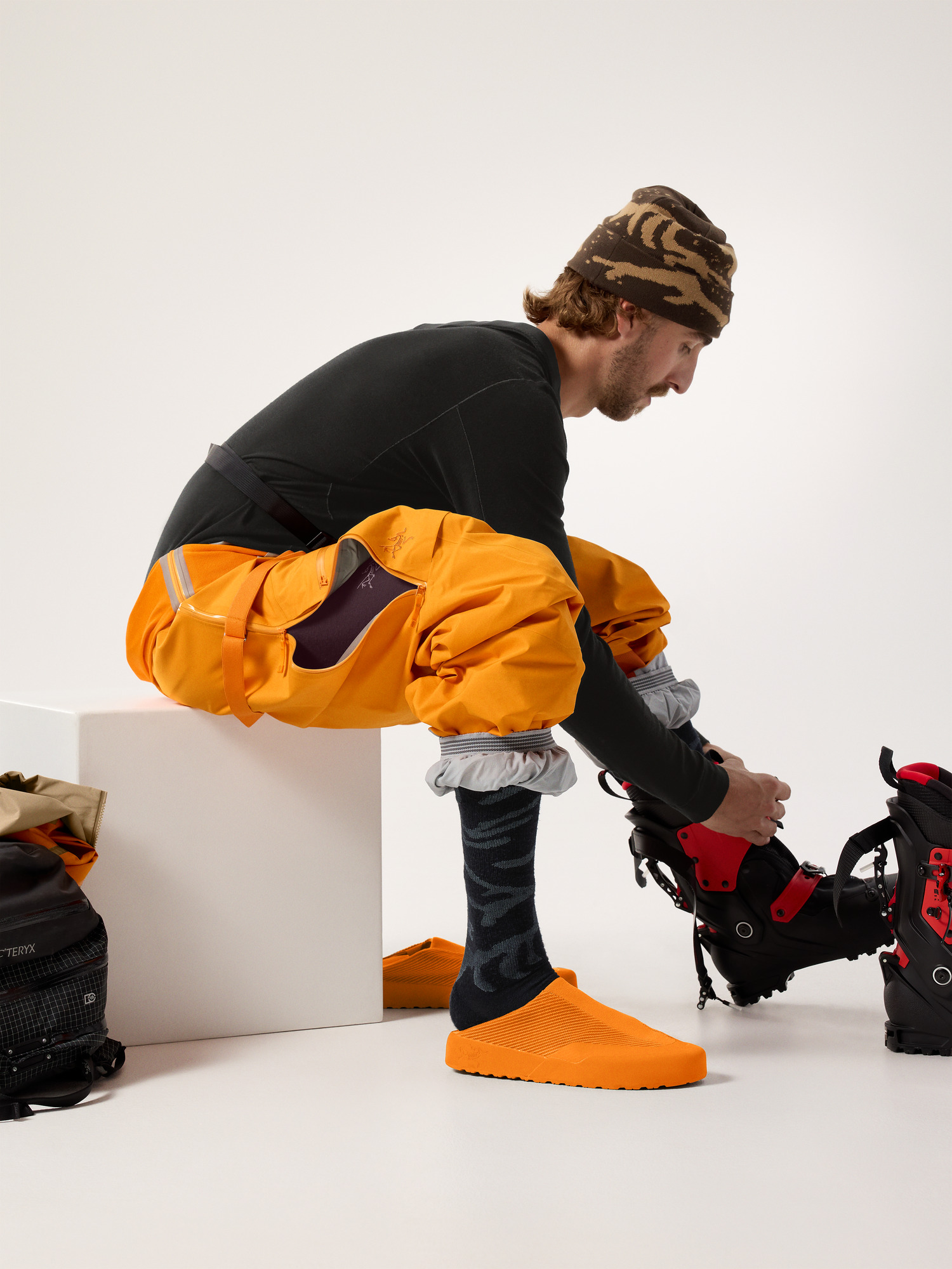 Rho Merino Wool Bottom Phantasm Full Body