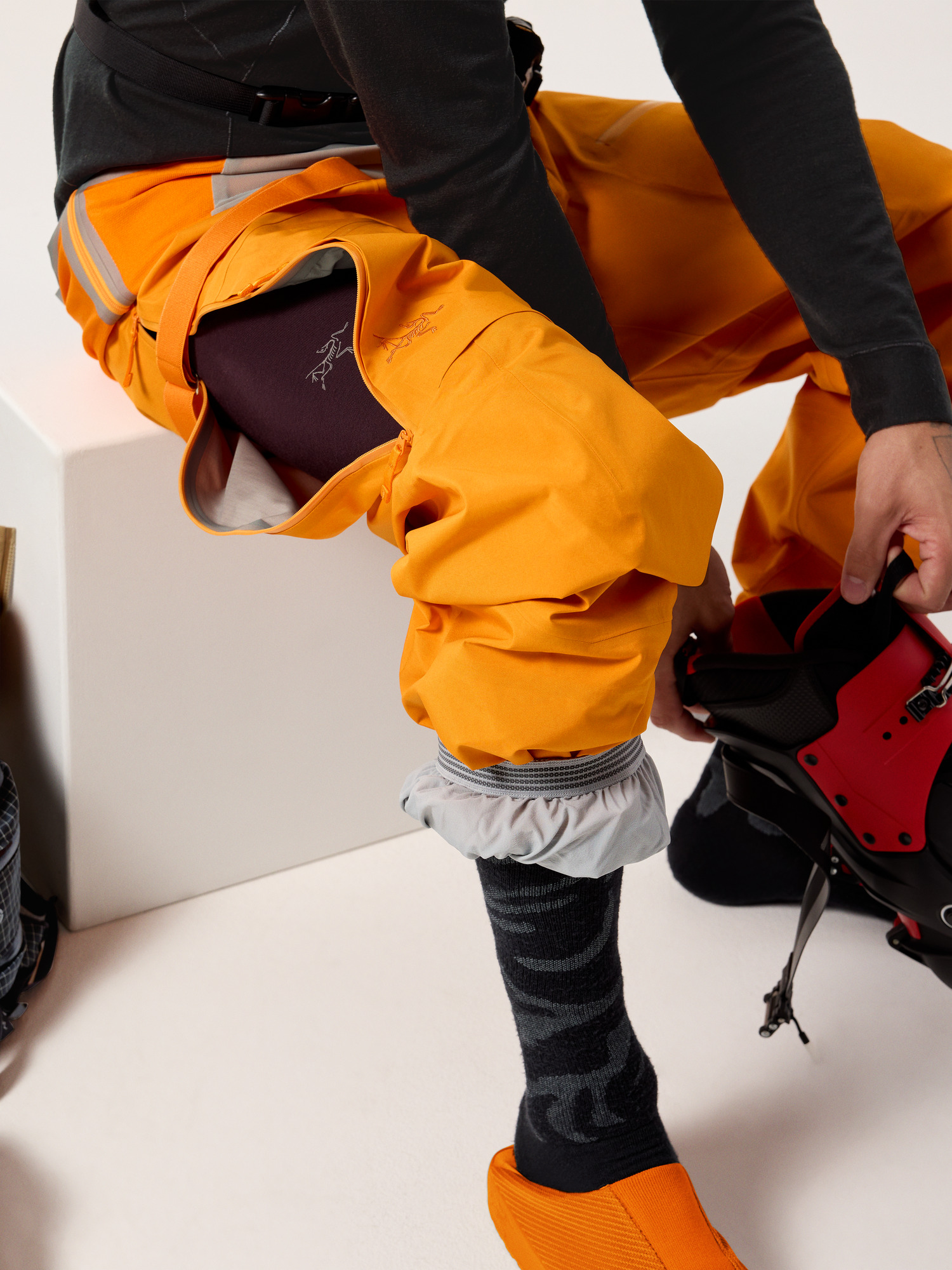 Rho Merino Wool Bottom Phantasm Hover