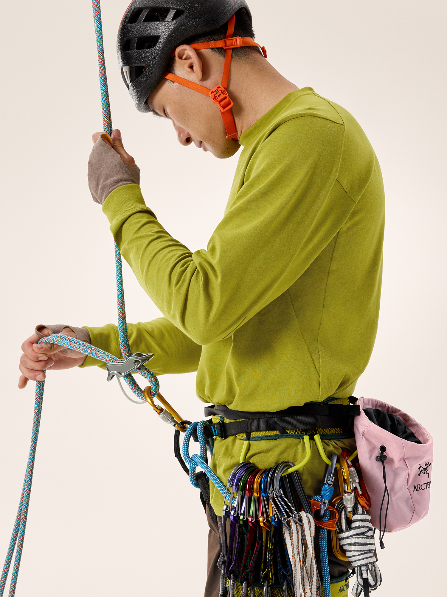 Ion Lightweight Chalk Bag Bliss Hover