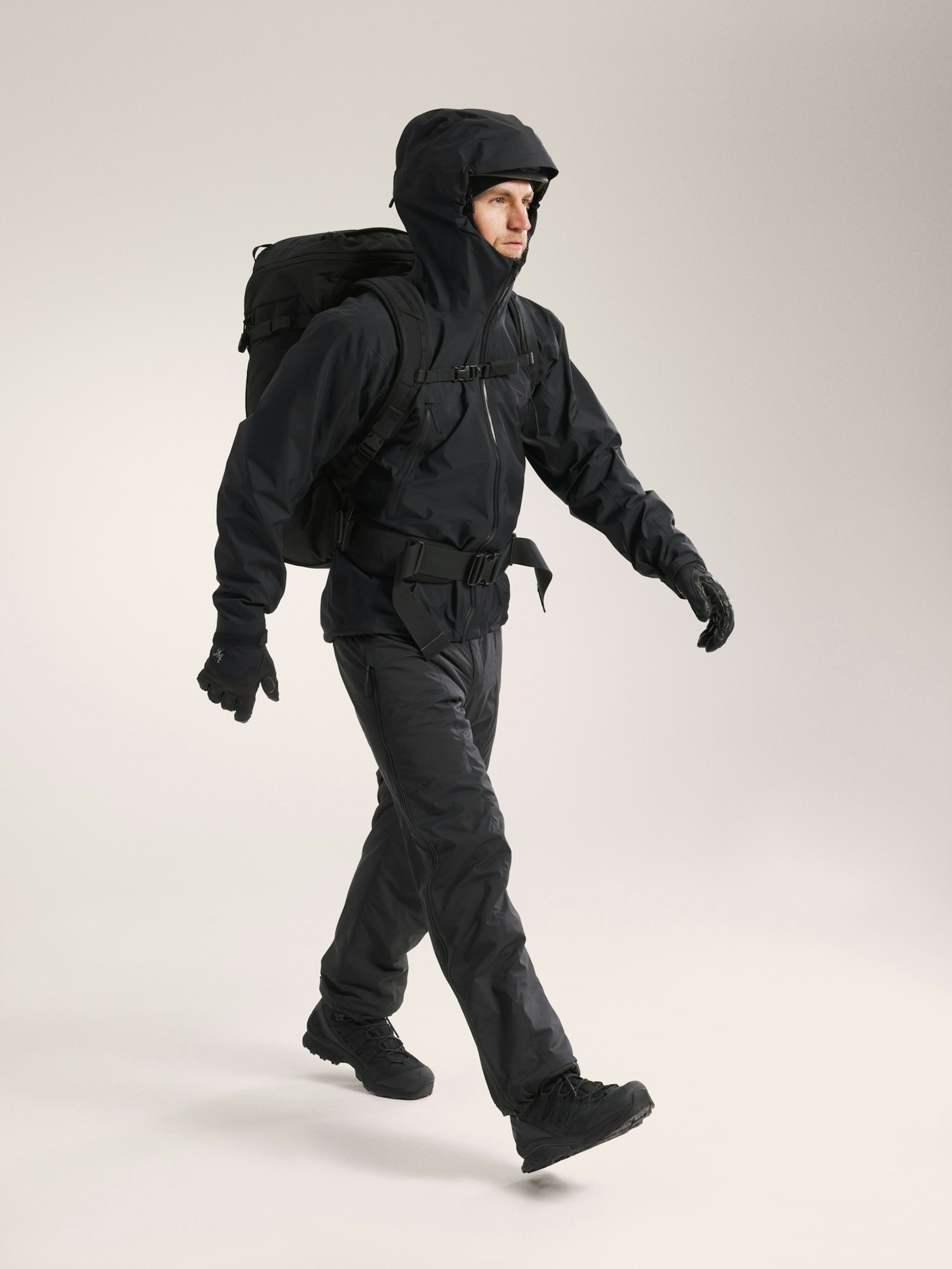Alpha LT Jacket Gen 2.2 Black Full Body