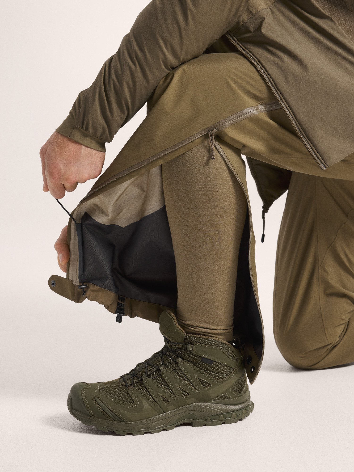 Alpha LT Pant Gen 2.2 Crocodile Detail 3