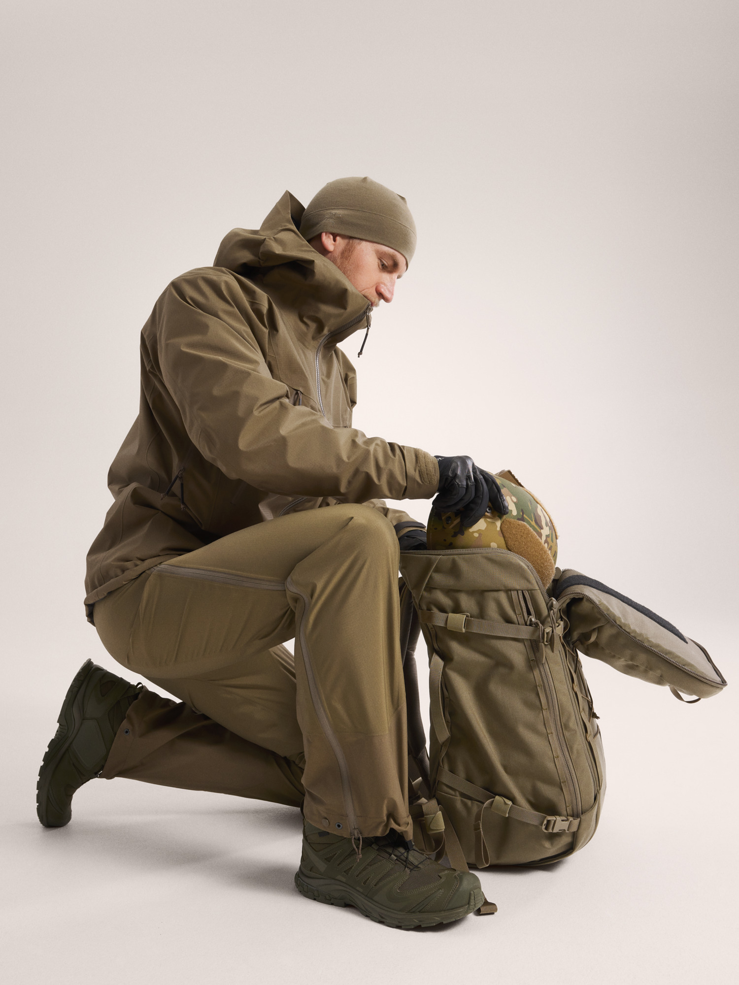 Alpha LT Pant Gen 2.2 Crocodile Hover