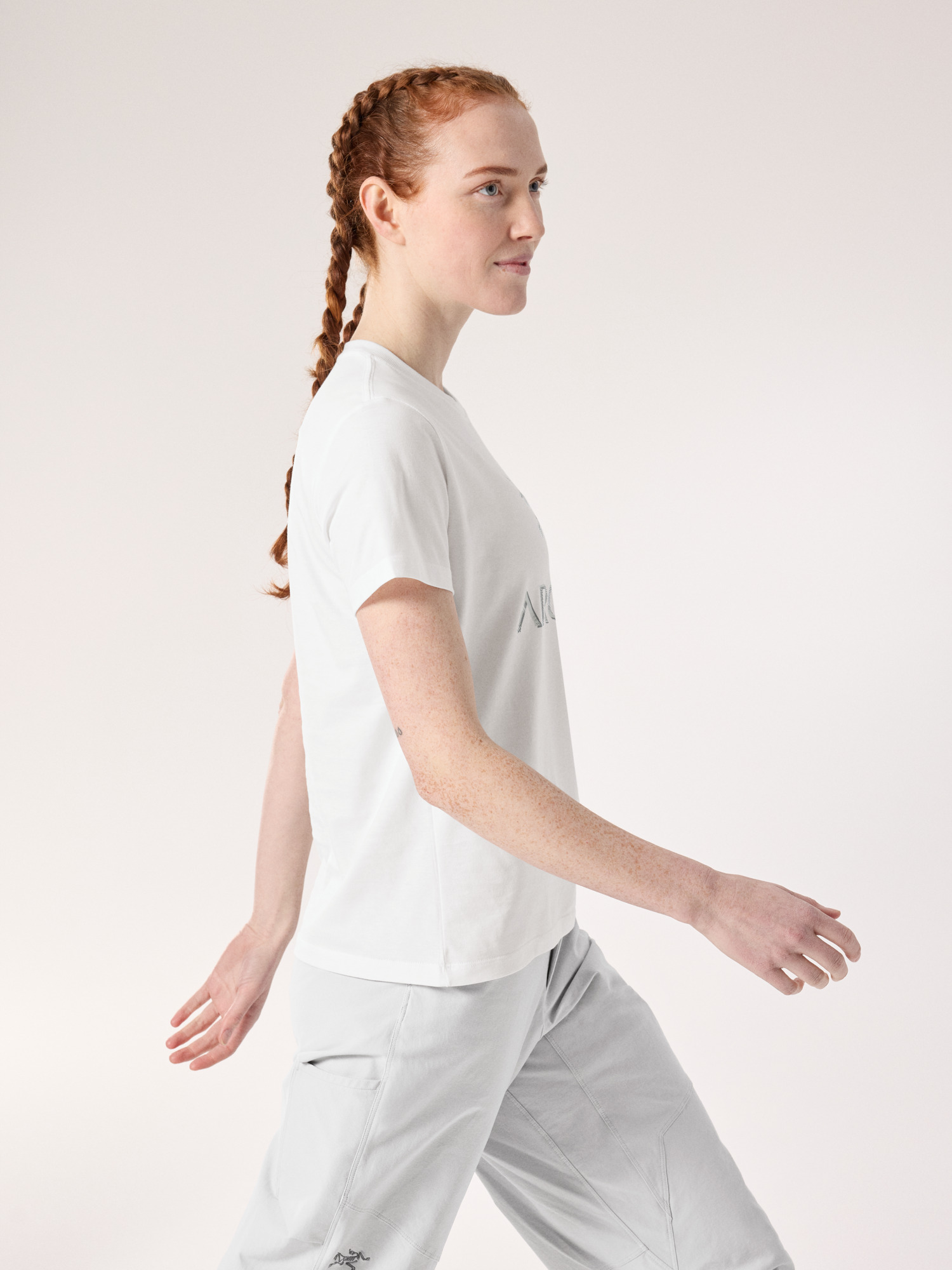 Arc'Word Cotton T-Shirt Women's White Light / Solitude Side View