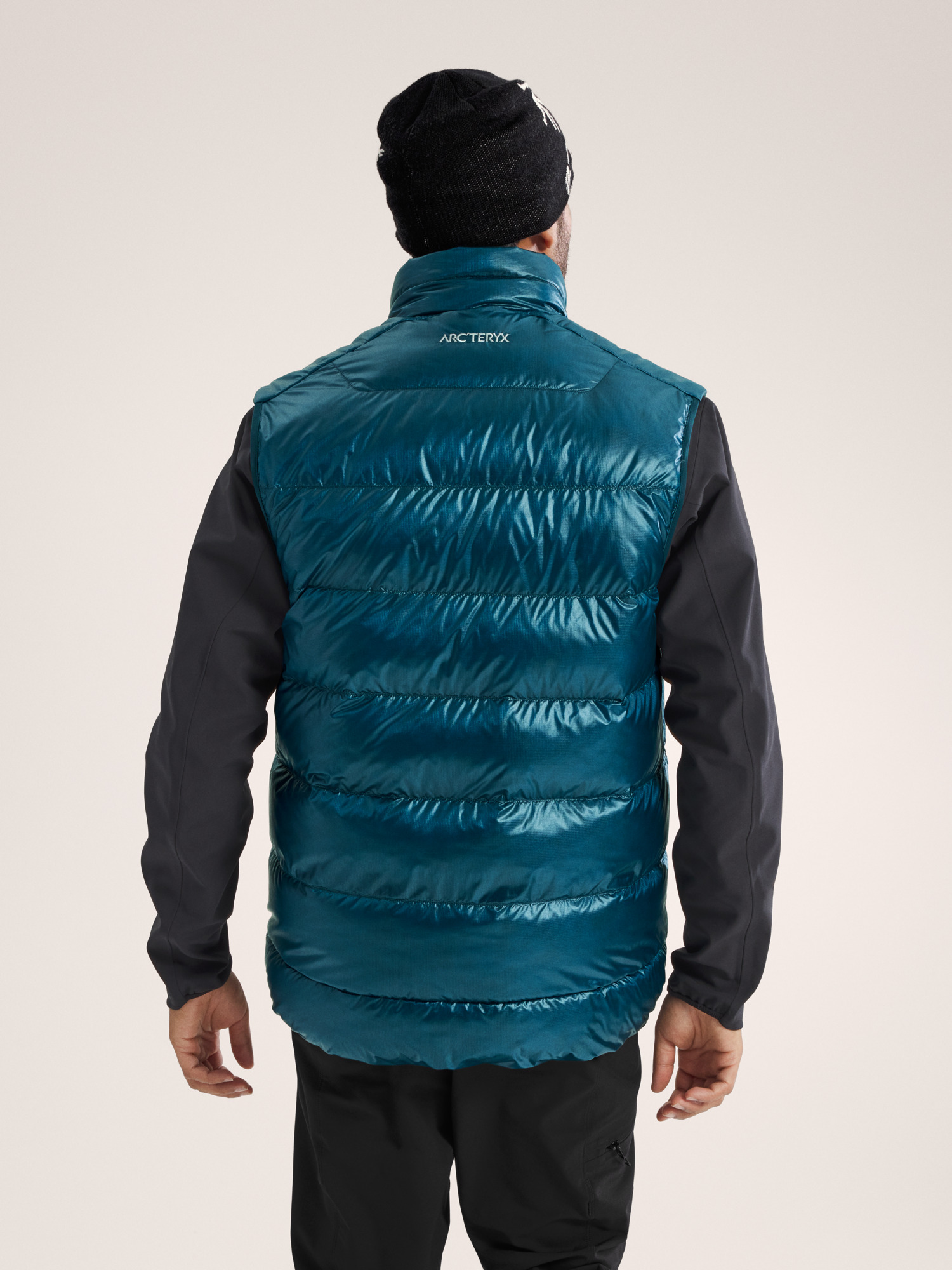 Cerium SV Vest Nightscape Back View