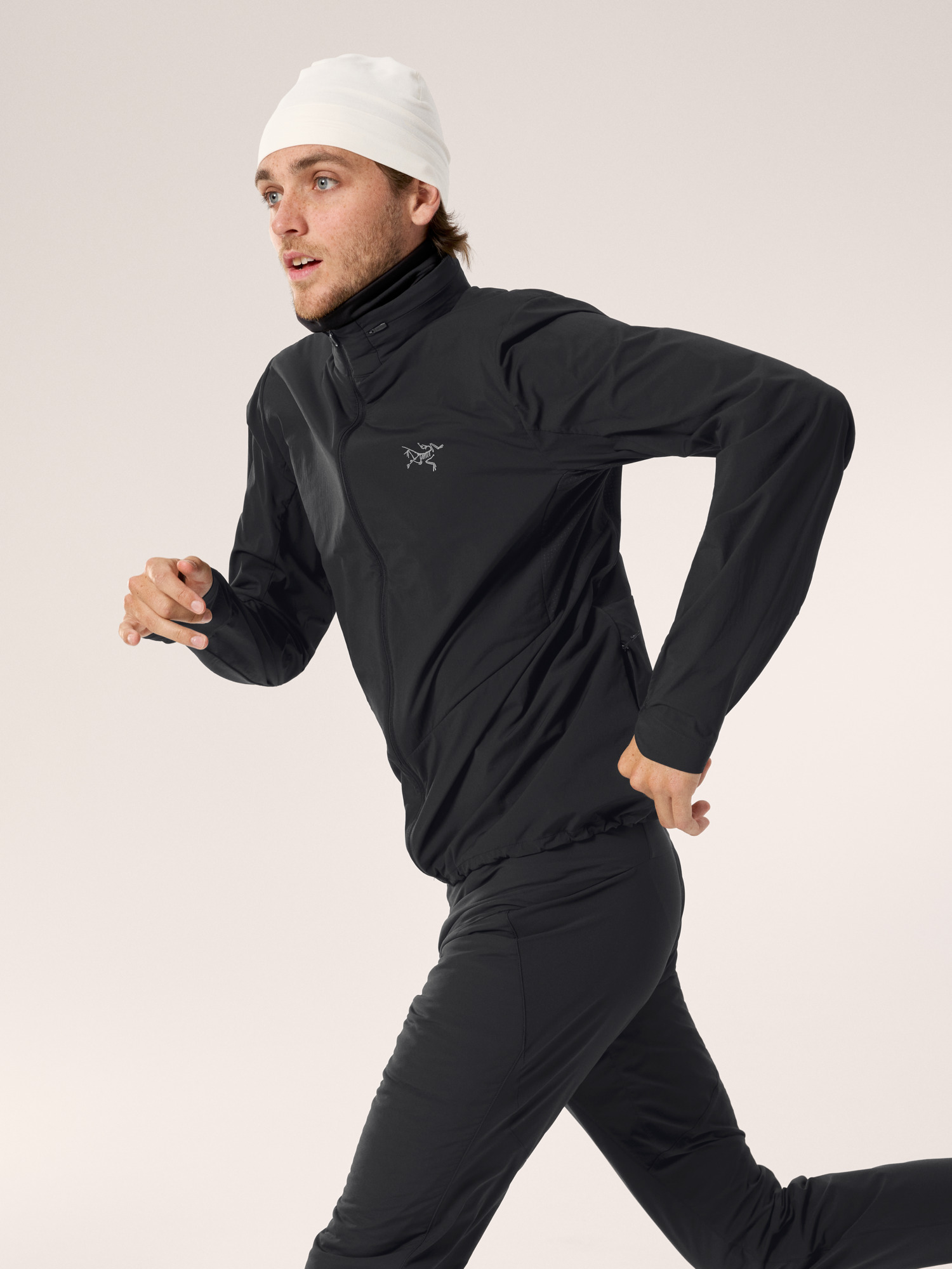 Norvan Insulated Hoody Black Side View