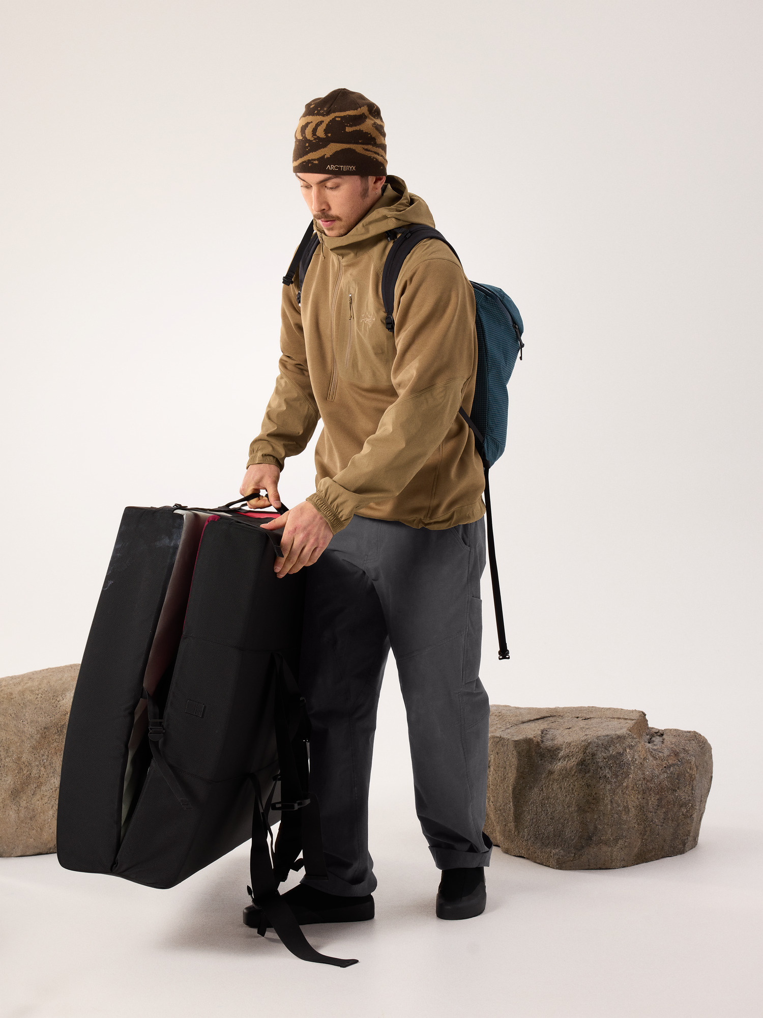 Konseal Pullover Hoody Dk Canvas Full Body