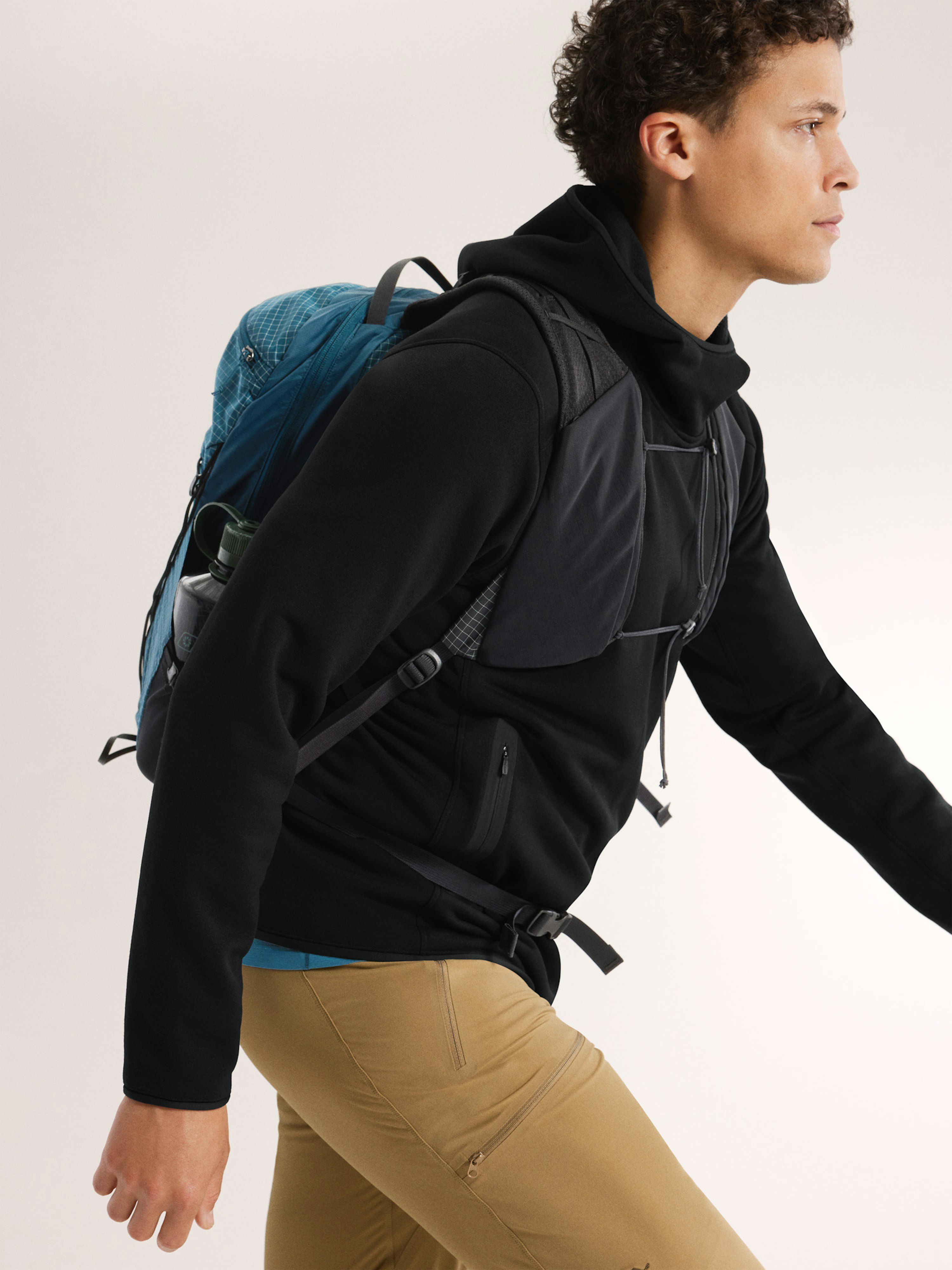 Kyanite Pullover Hoody Black Hover