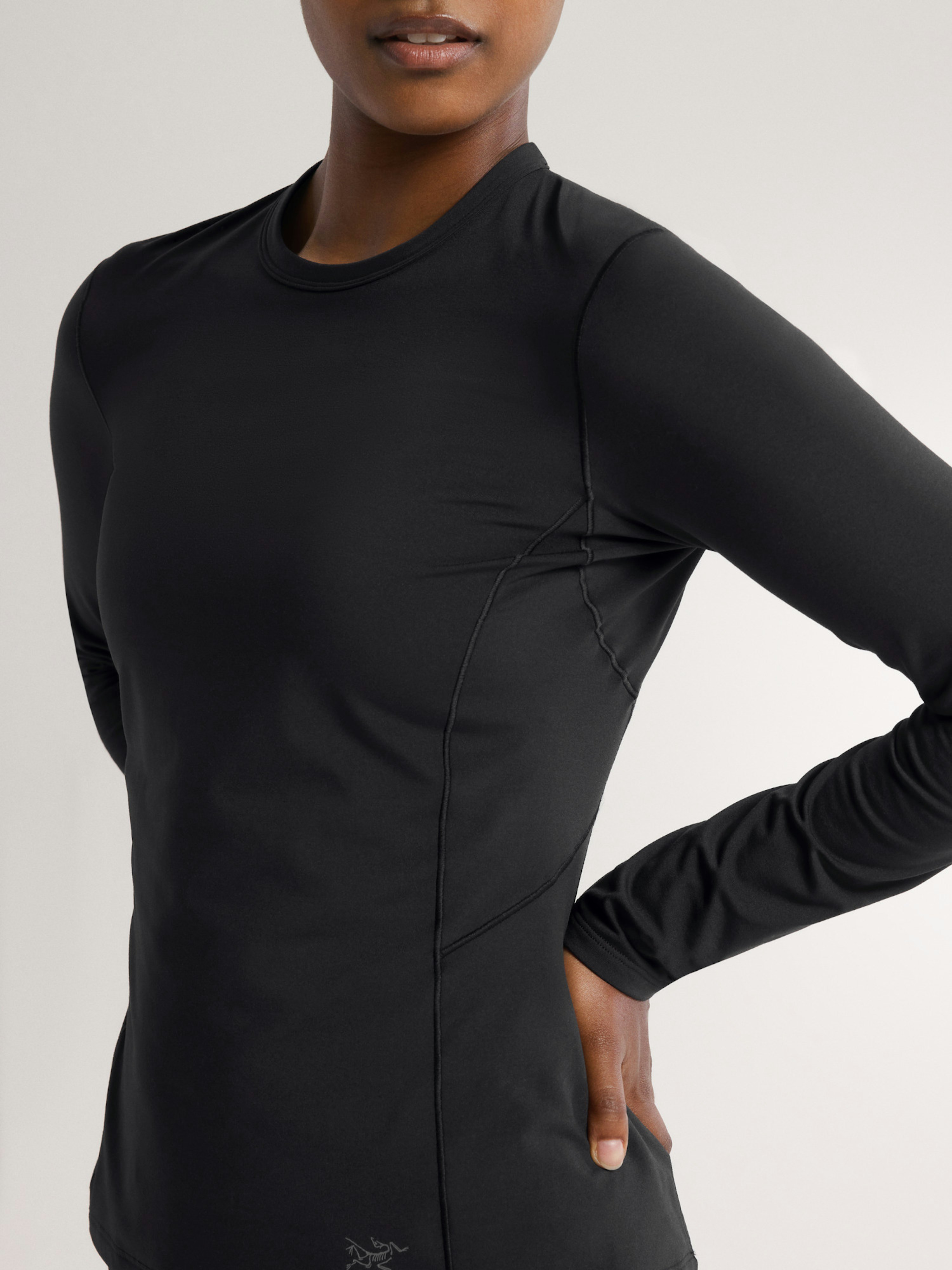 Rho Crew Neck LS Women's Black Hover