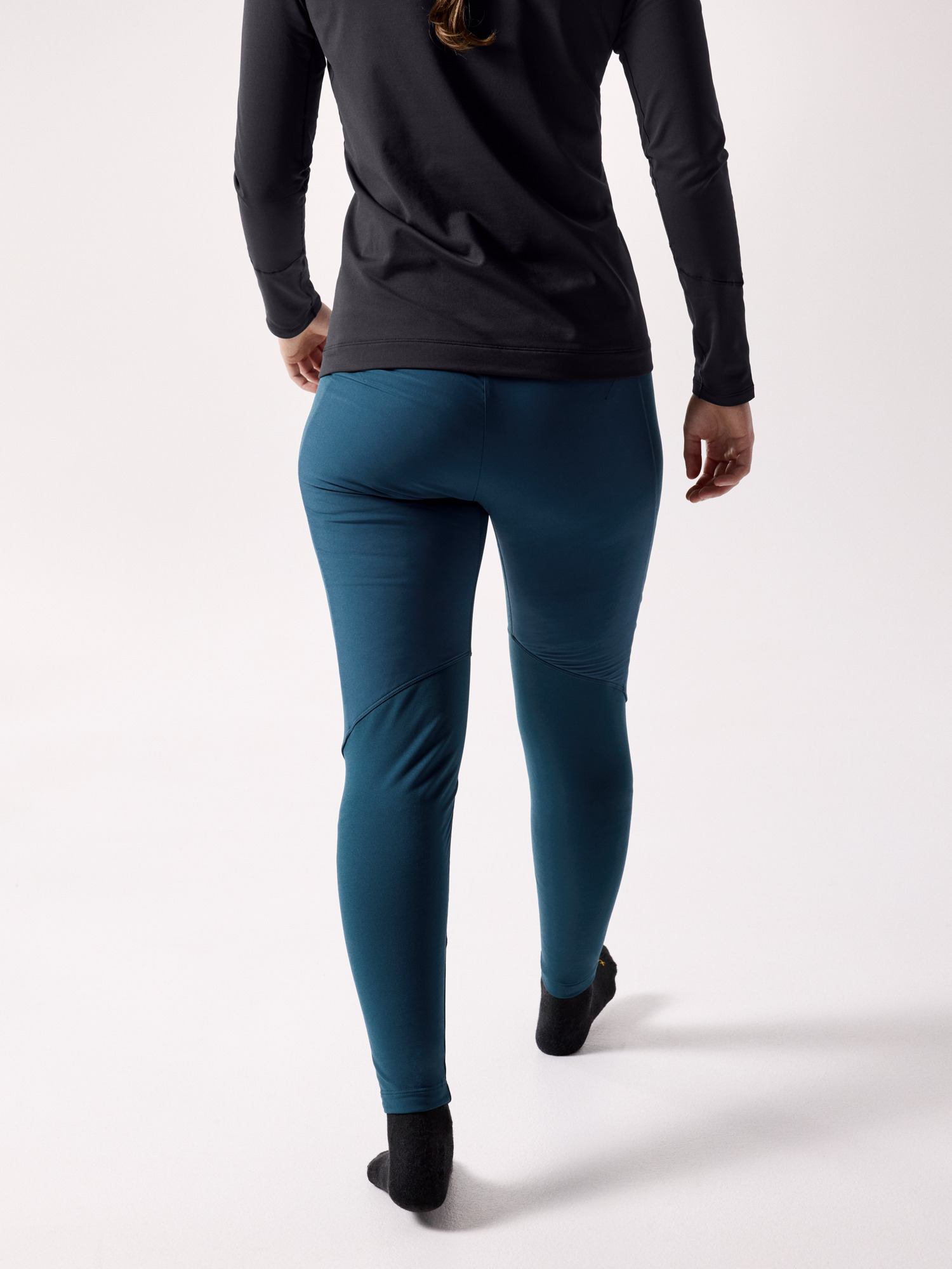 Rho Hybrid Insulated Bottom Women's Nightscape Back View