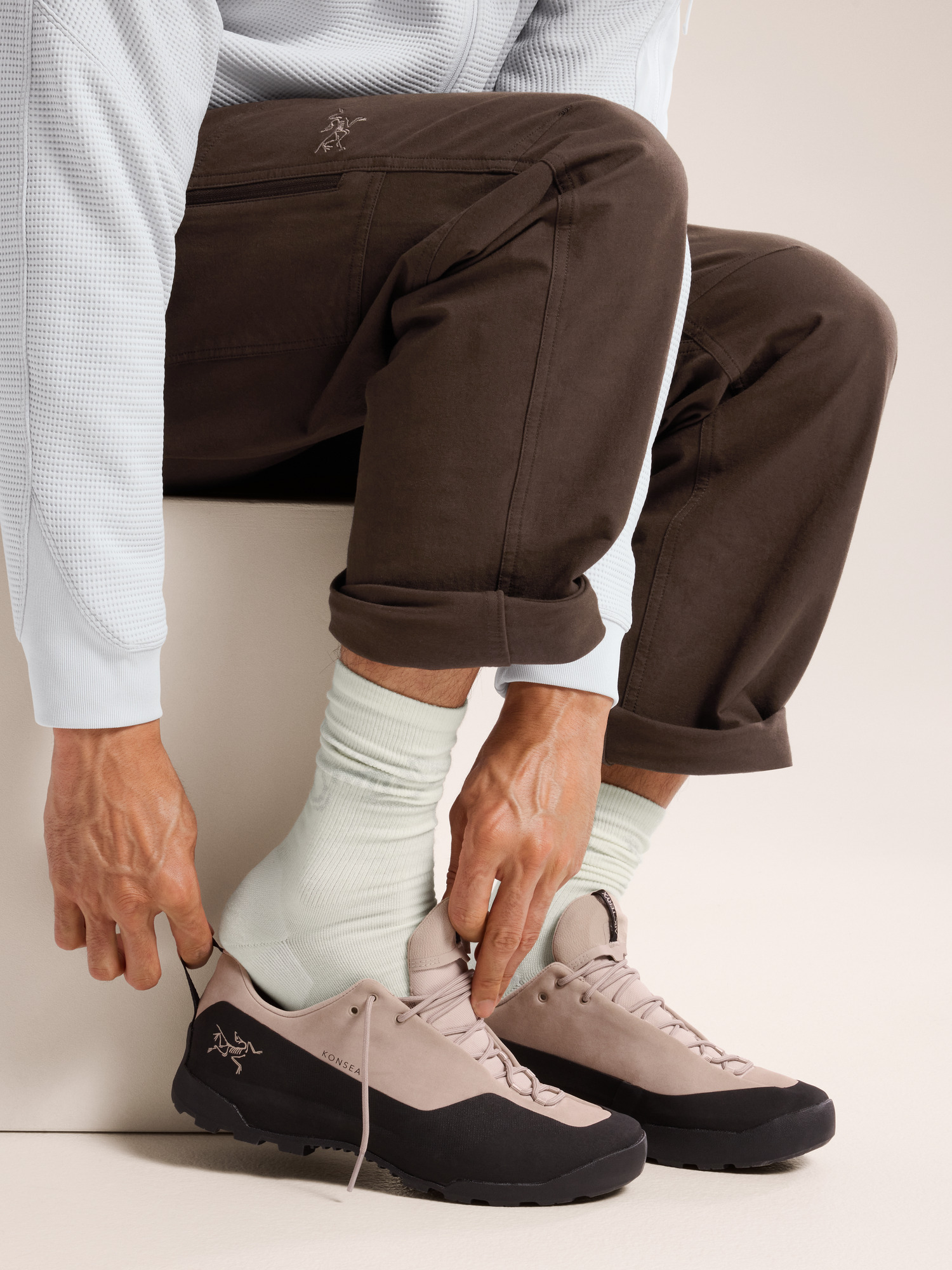 Merino Wool Mid Bird Sock White/Pearl Gray Detail 1