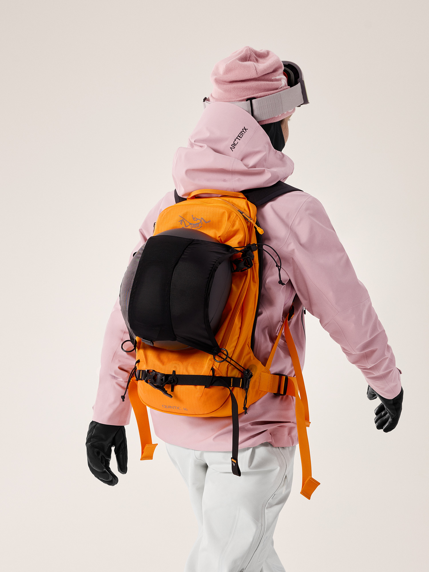 Quintic 16 Backpack Blaze Equipment Carry