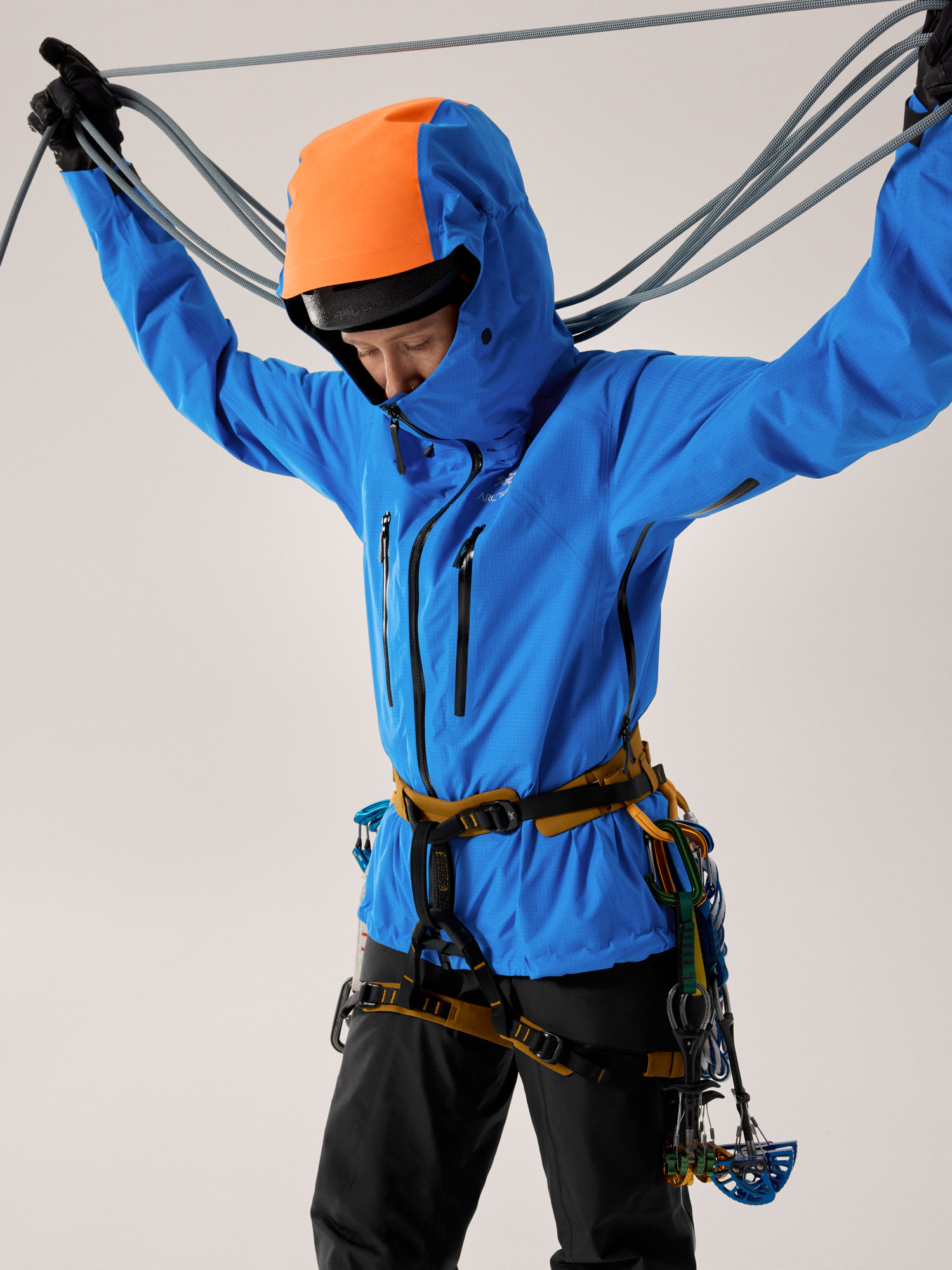 Alpine Guide Jacket Women's Fluidity Hover