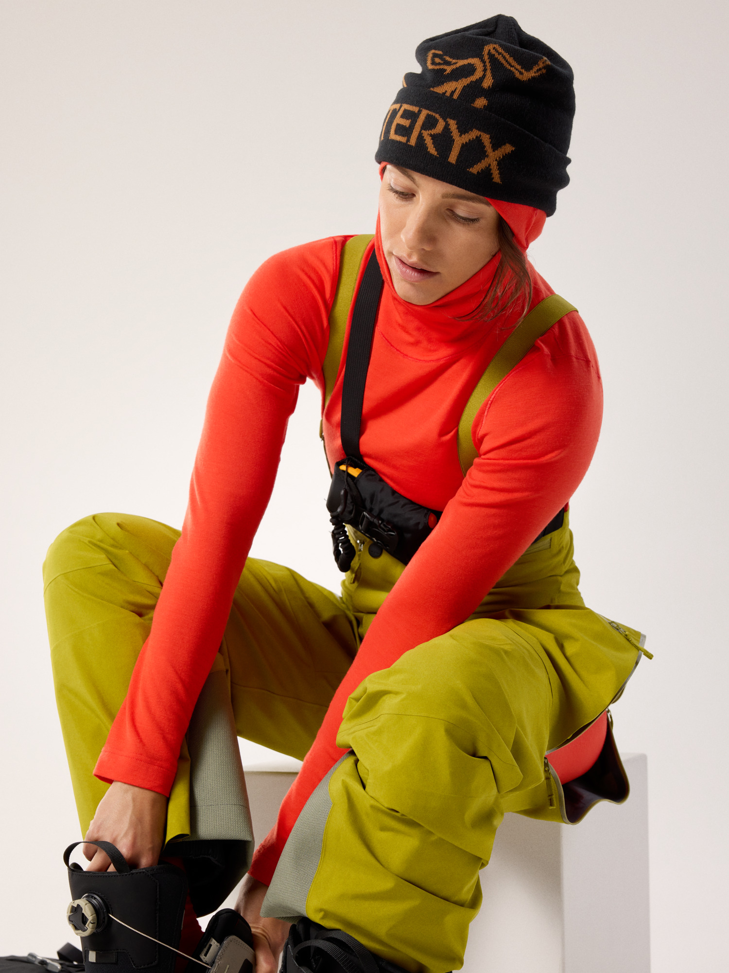 Satoro Merino Wool Hoody Women's Dynasty Hover