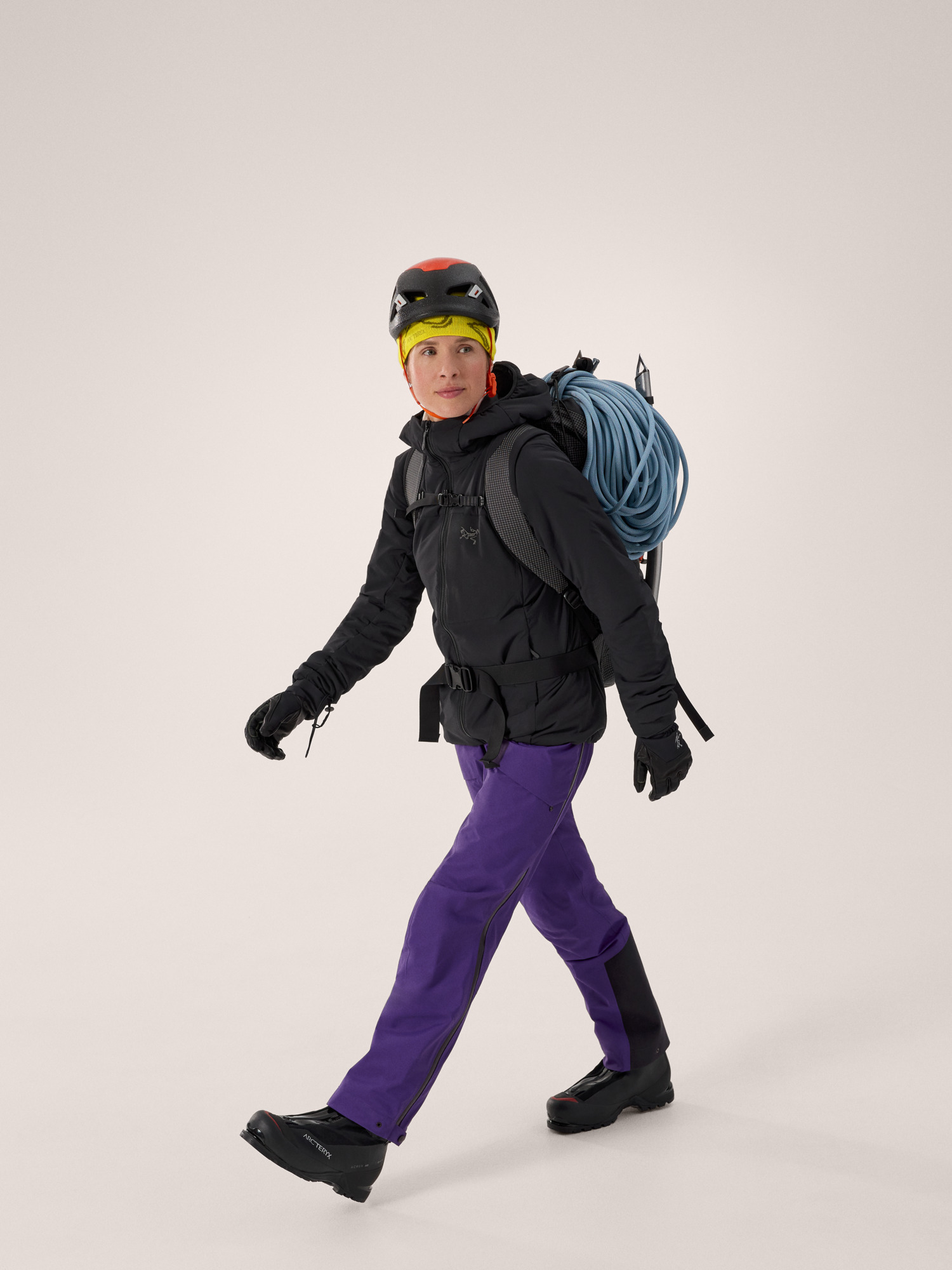 Proton Hoody Women's Black Full Body