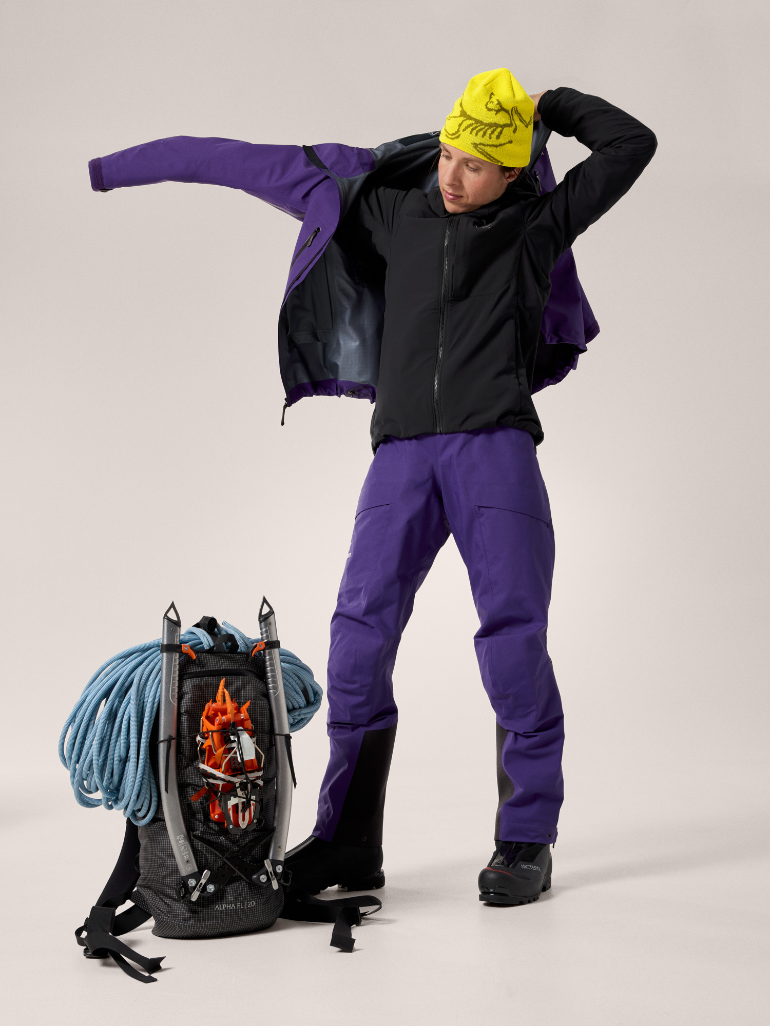 Proton Hoody Women's Black Hover