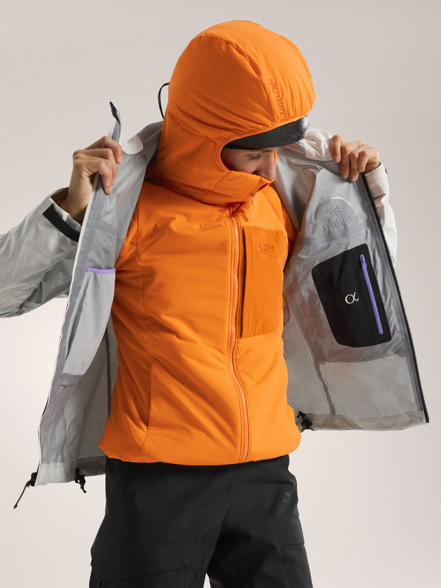 Proton Hoody Women's Blaze Detail 1