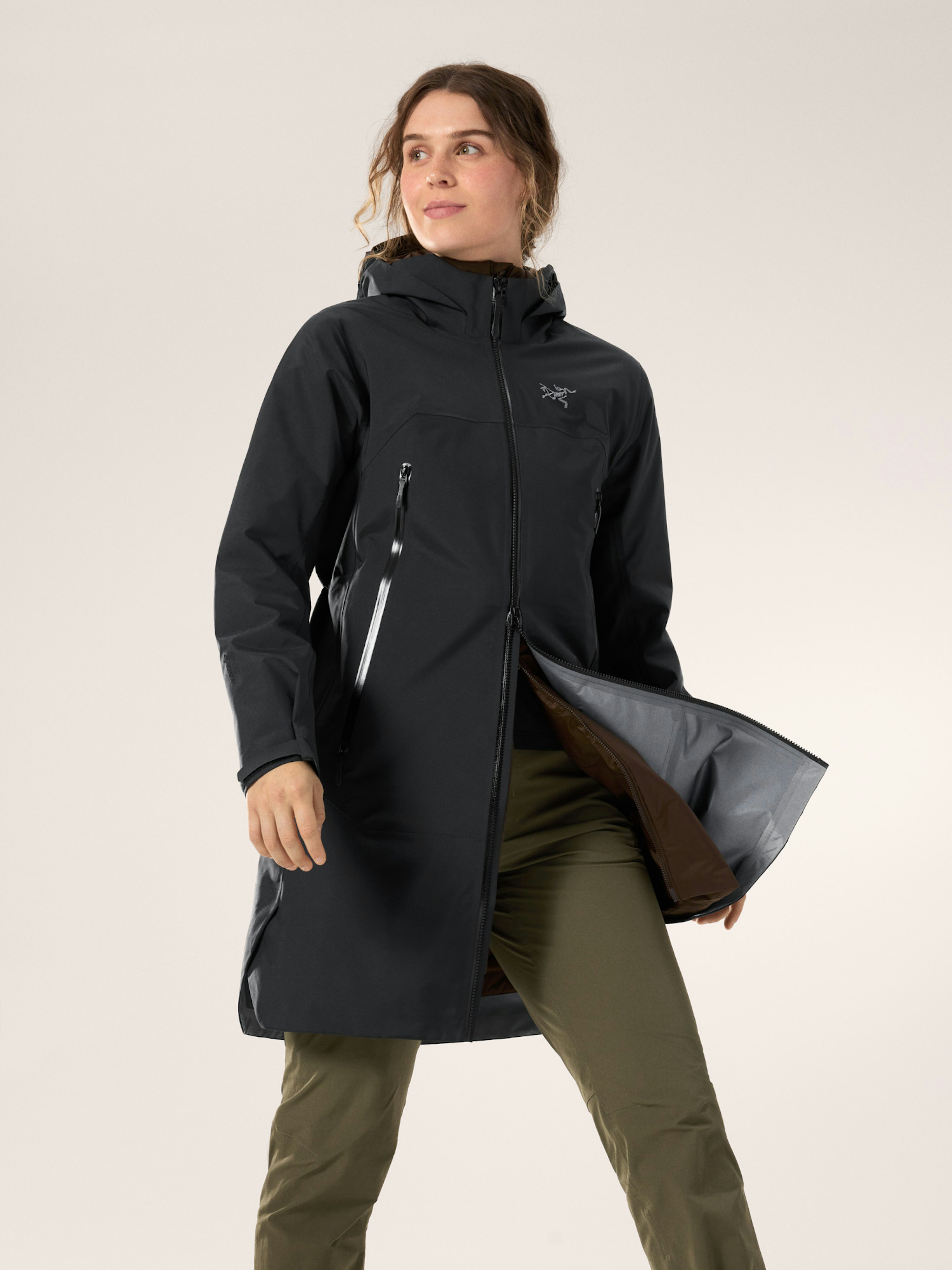 Beta Coat Women's Black Hover