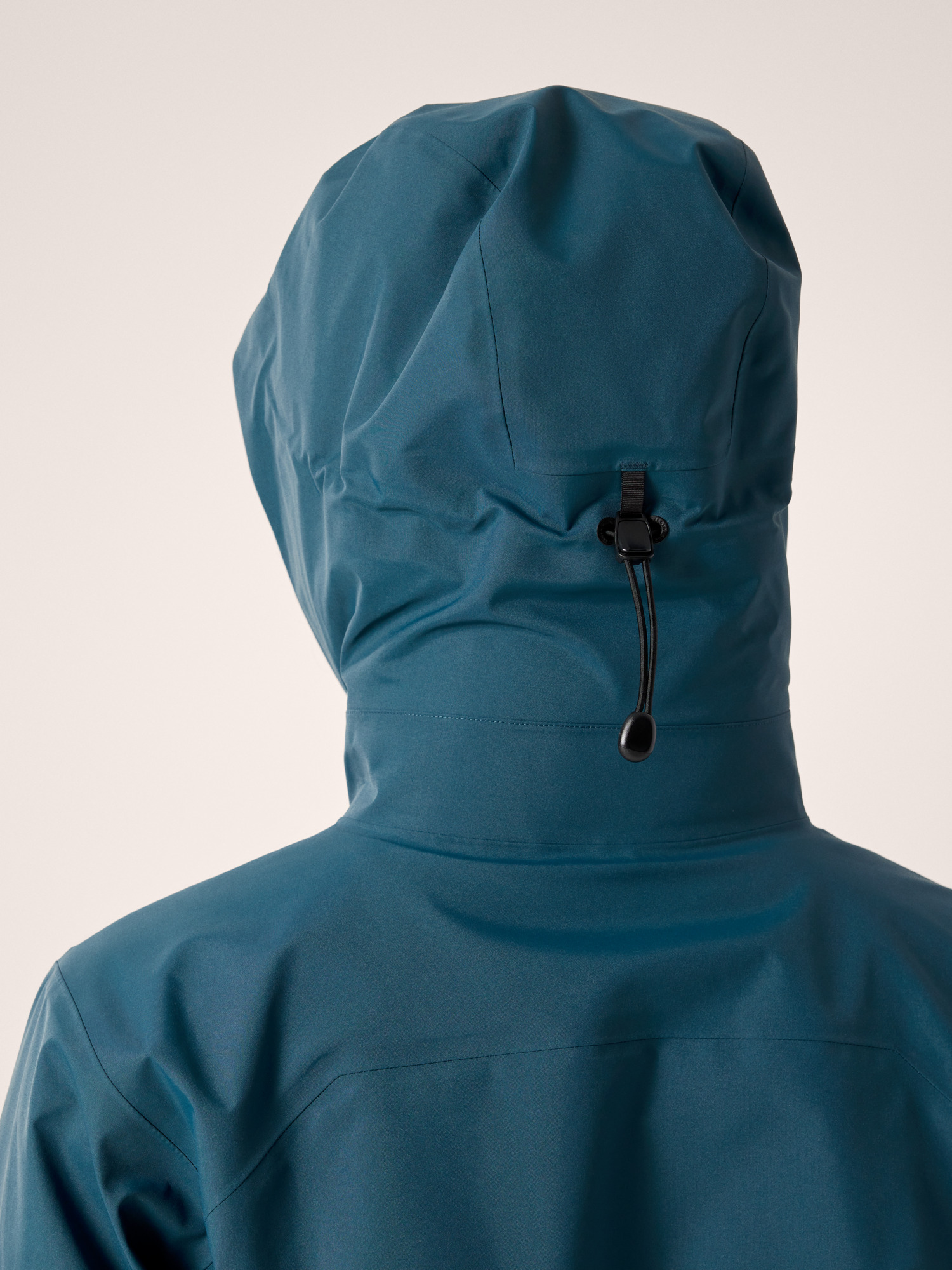 Beta Coat Women's Nightscape Detail 2