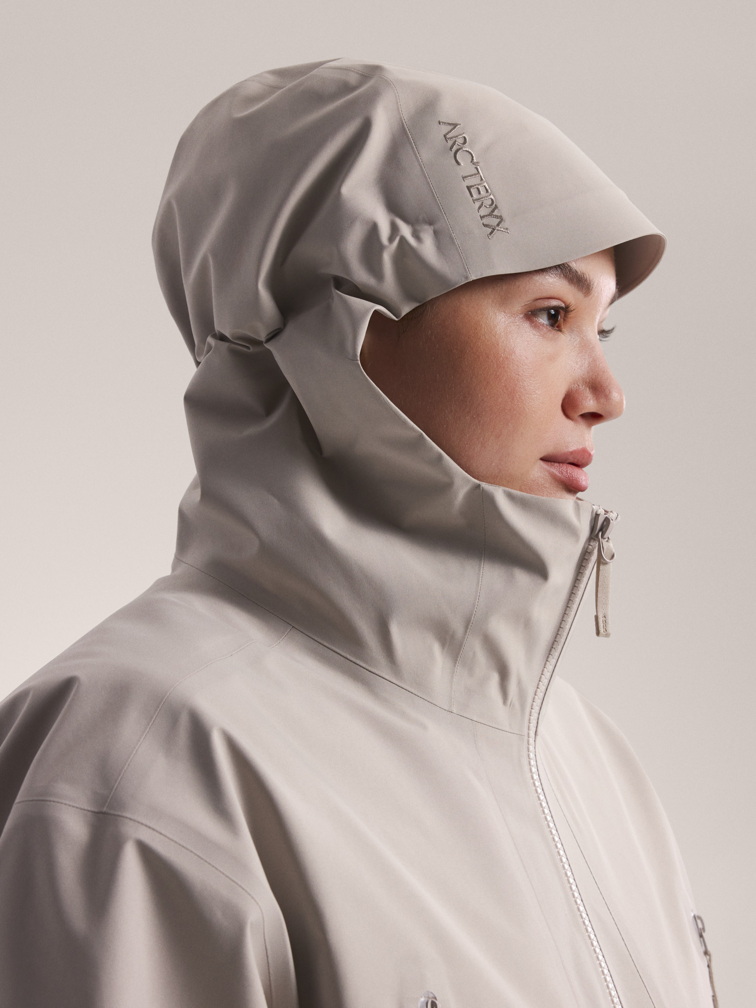 Liatris Long Coat Women's Rune Hood