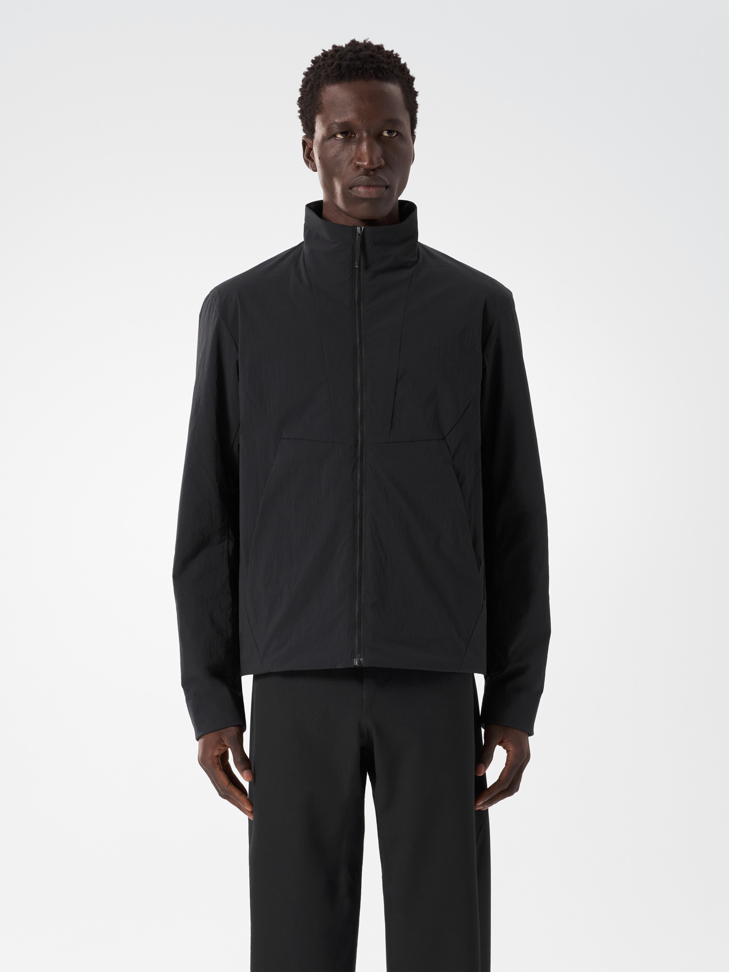 新品タグ付　Arc'teryx Veilance Mionn Insulated F25-X000009116-Mionn-Insulated