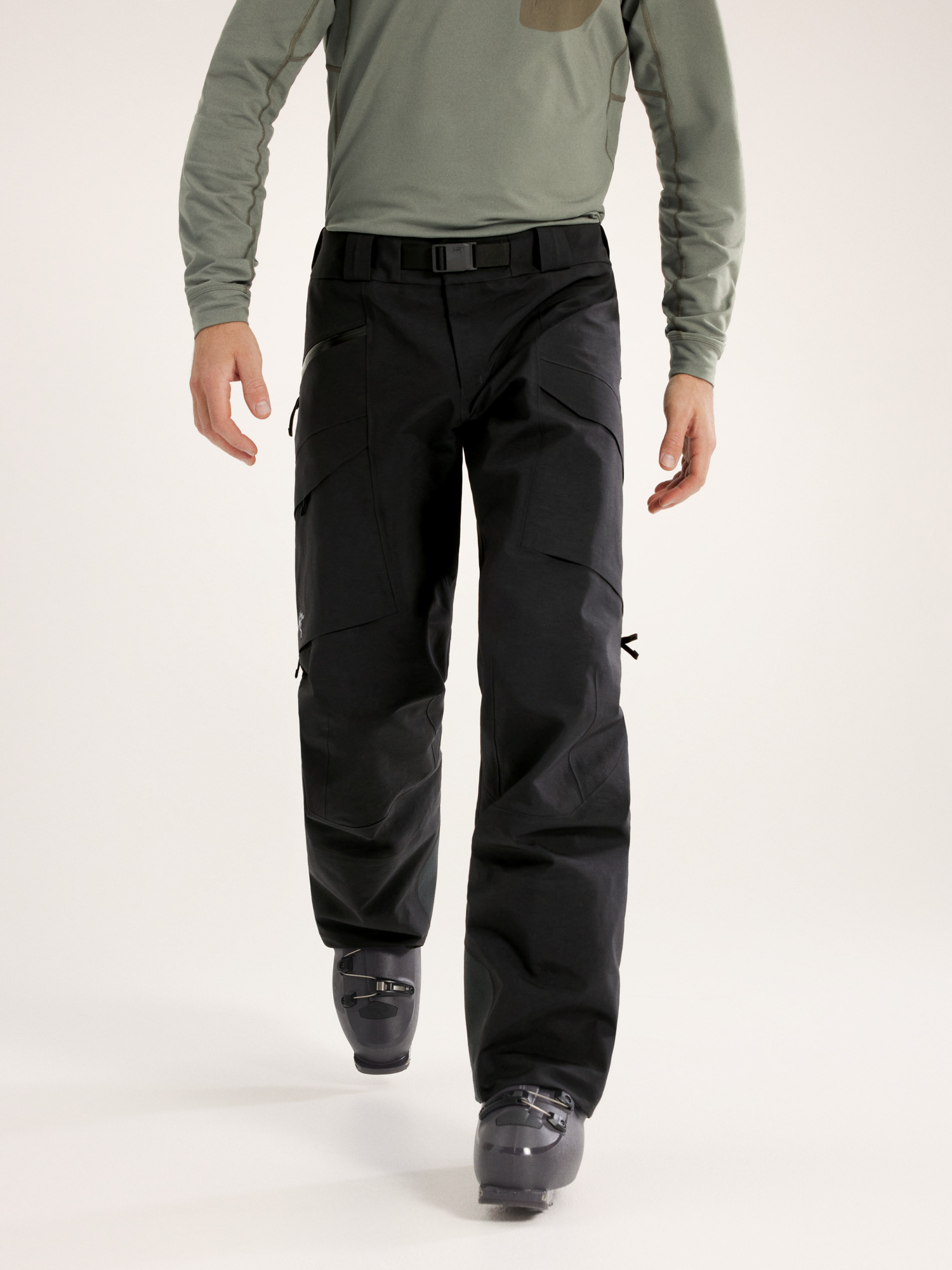 Sabre Relaxed Pant Black Front View